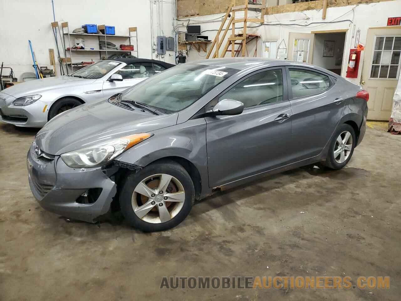 5NPDH4AE6CH085963 HYUNDAI ELANTRA 2012