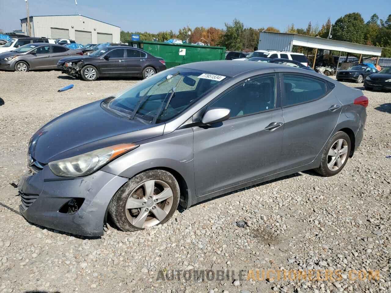 5NPDH4AE6DH227844 HYUNDAI ELANTRA 2013