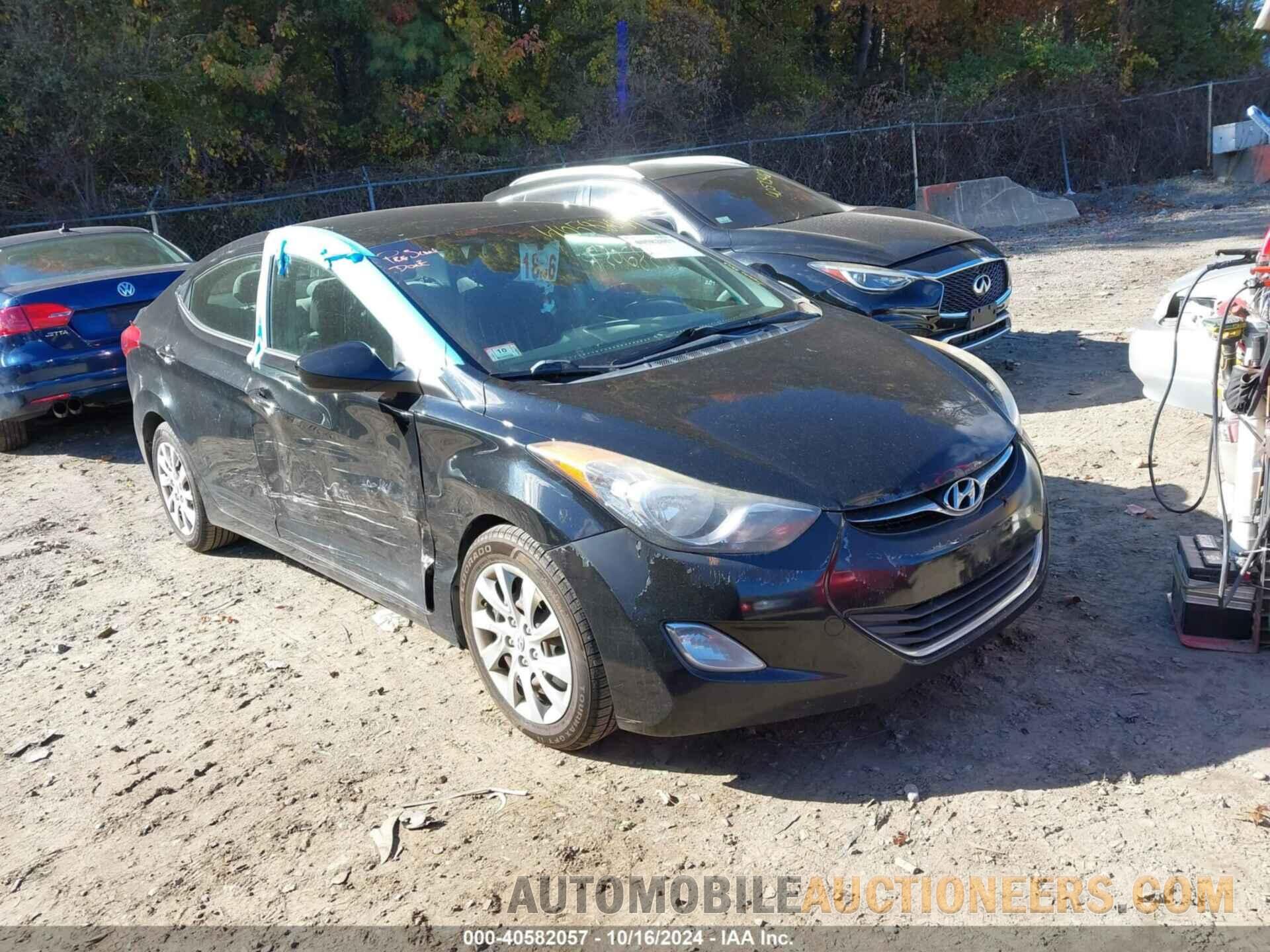 5NPDH4AE6DH229366 HYUNDAI ELANTRA 2013