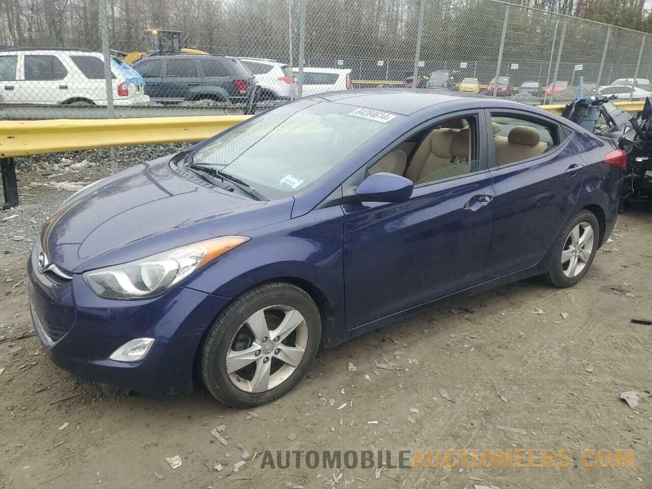 5NPDH4AE6DH361740 HYUNDAI ELANTRA 2013