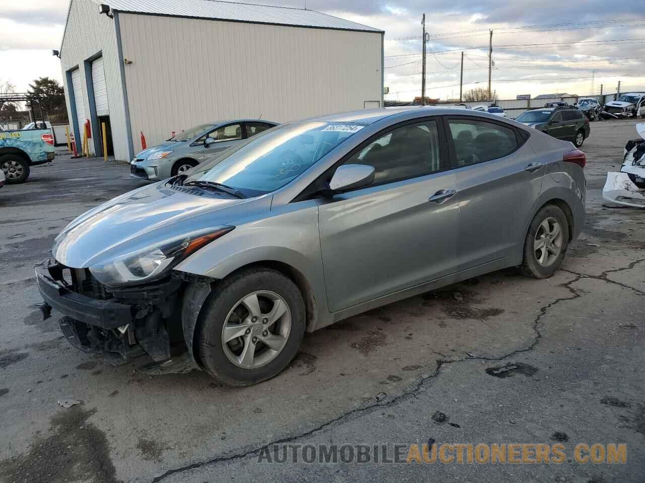 5NPDH4AE6FH594990 HYUNDAI ELANTRA 2015