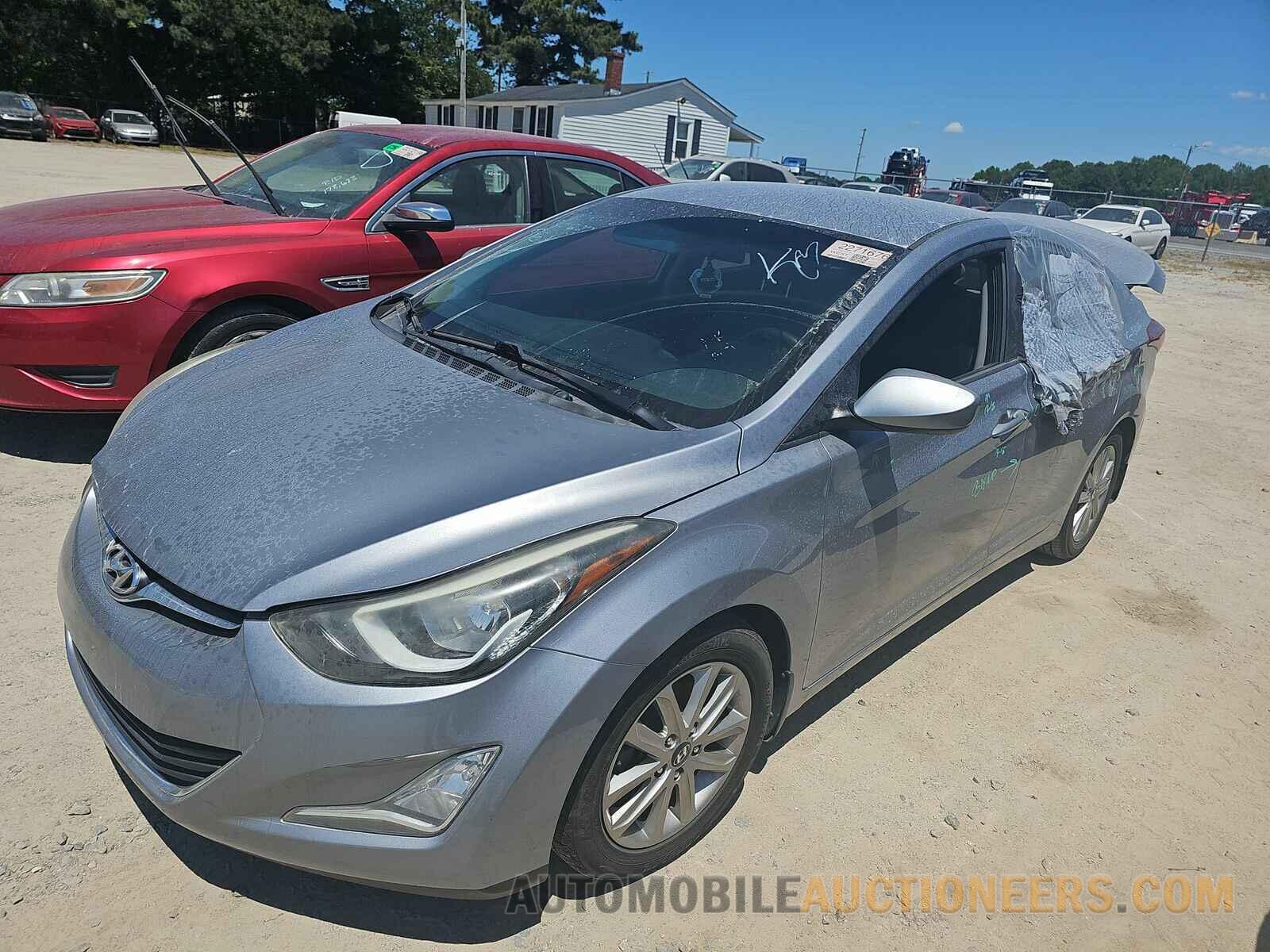 5NPDH4AE6FH612873 Hyundai Elantra SE 2015