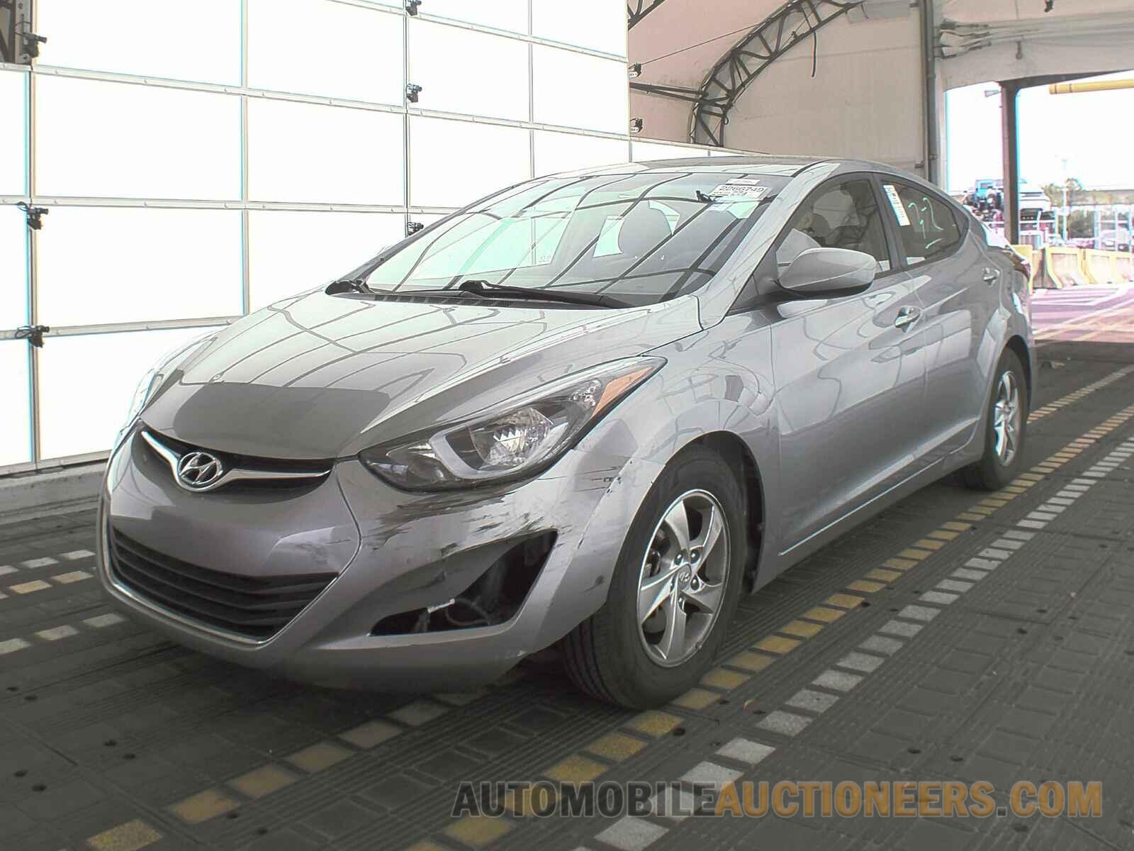 5NPDH4AE6FH648143 Hyundai Elantra SE 2015