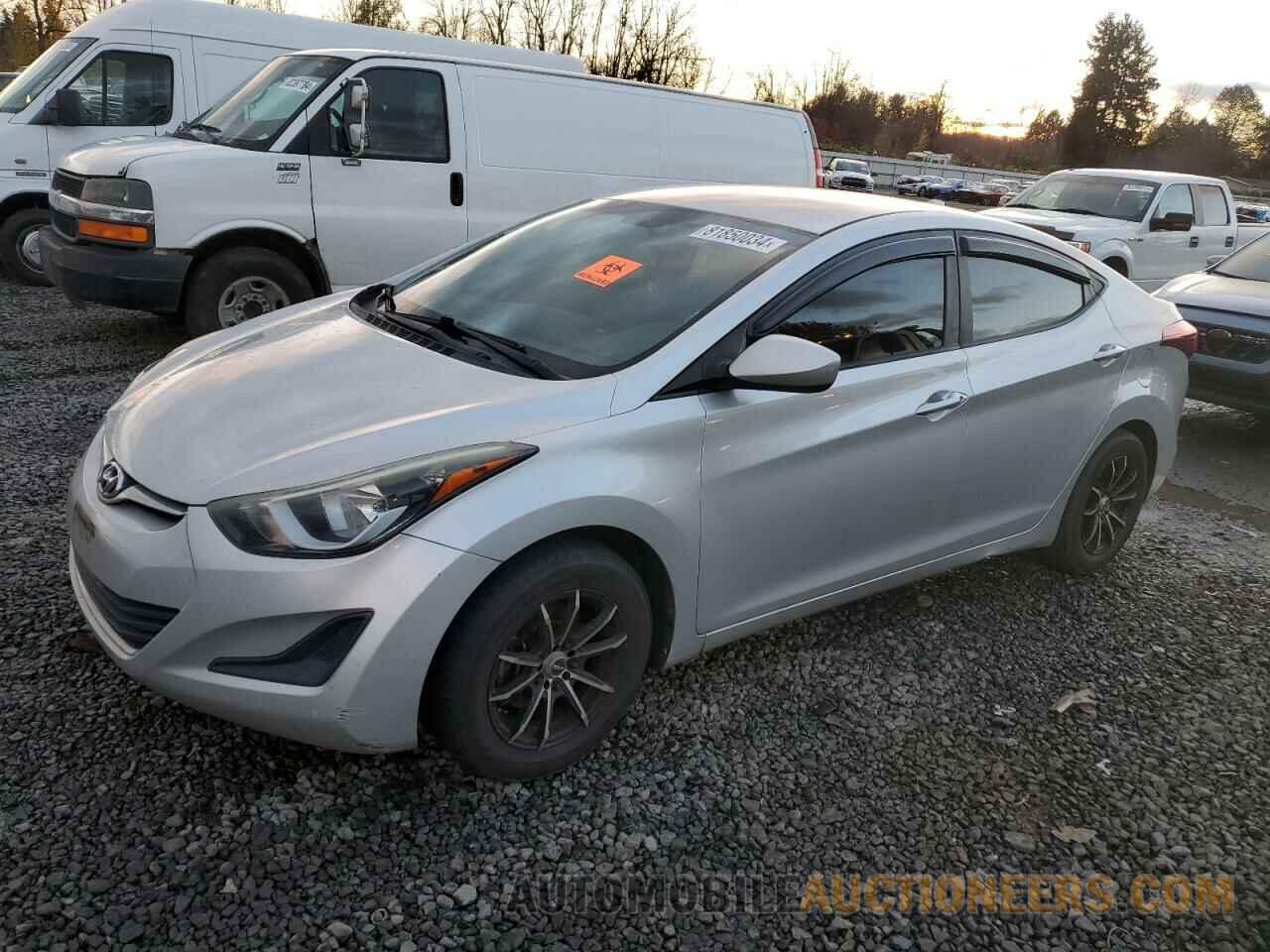 5NPDH4AE6GH686229 HYUNDAI ELANTRA 2016