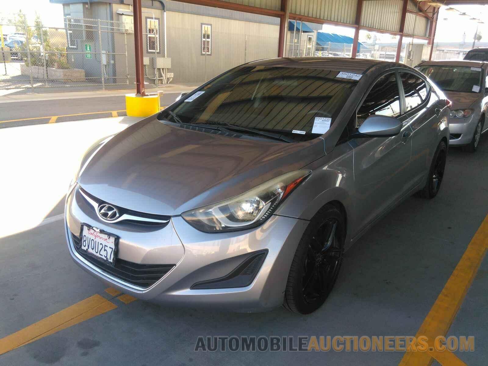 5NPDH4AE6GH737115 Hyundai Elantra 2016