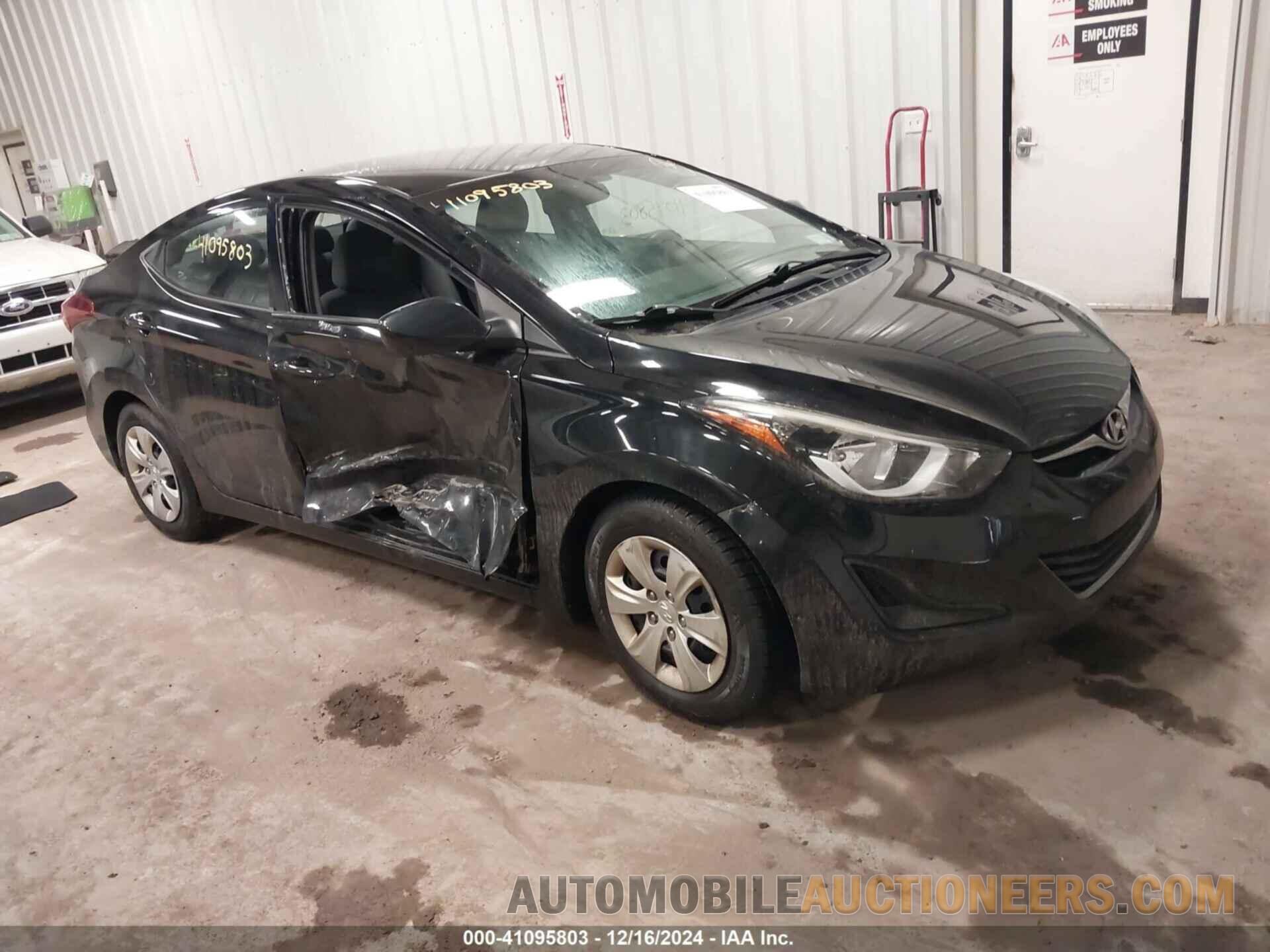 5NPDH4AE6GH764556 HYUNDAI ELANTRA 2016