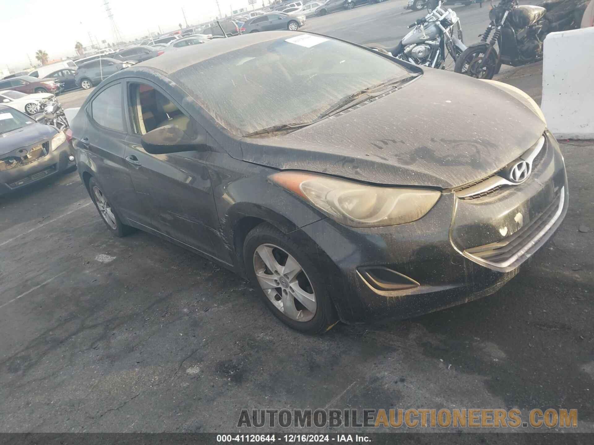 5NPDH4AE7BH041243 HYUNDAI ELANTRA 2011