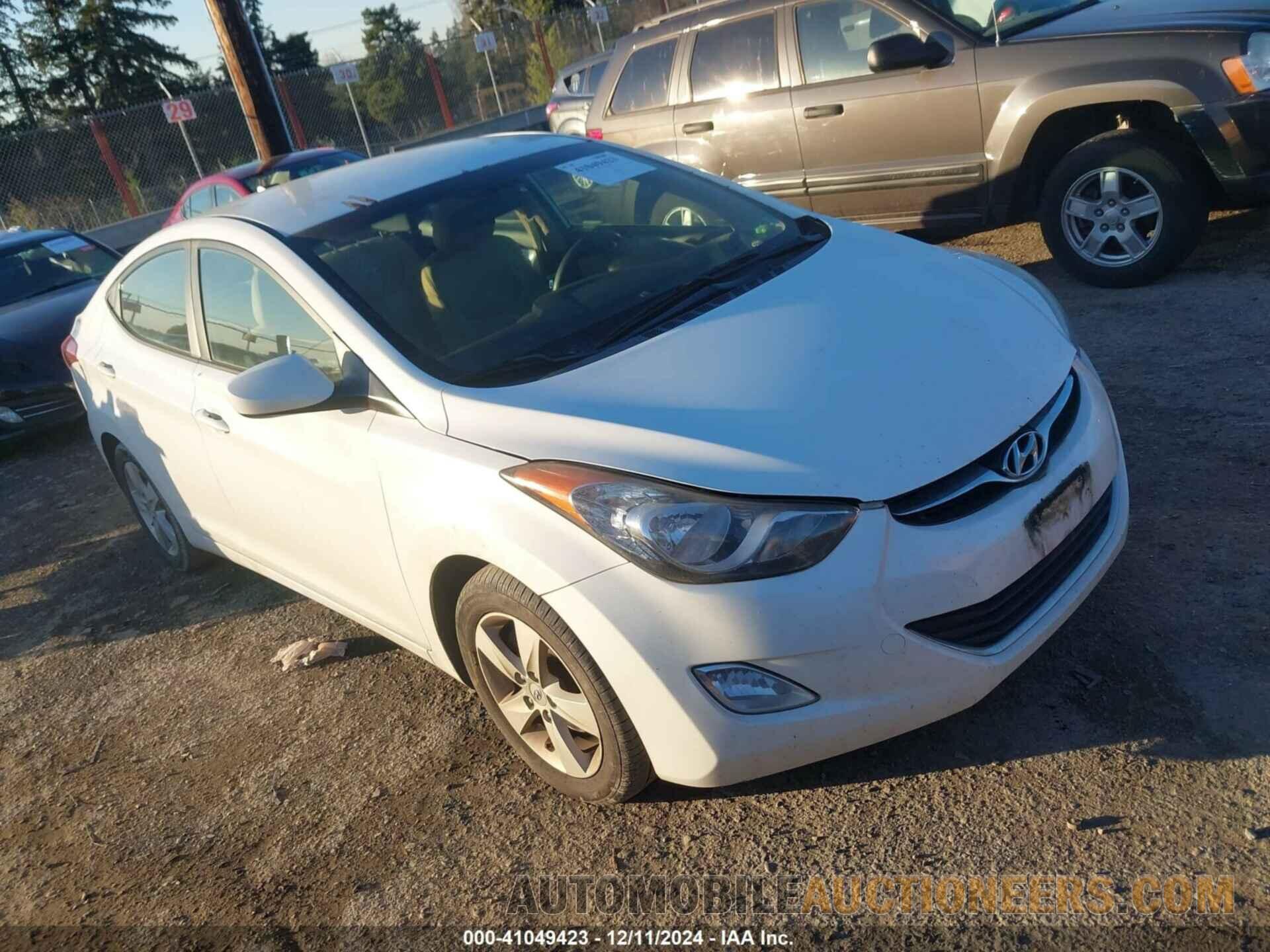 5NPDH4AE7CH106755 HYUNDAI ELANTRA 2012