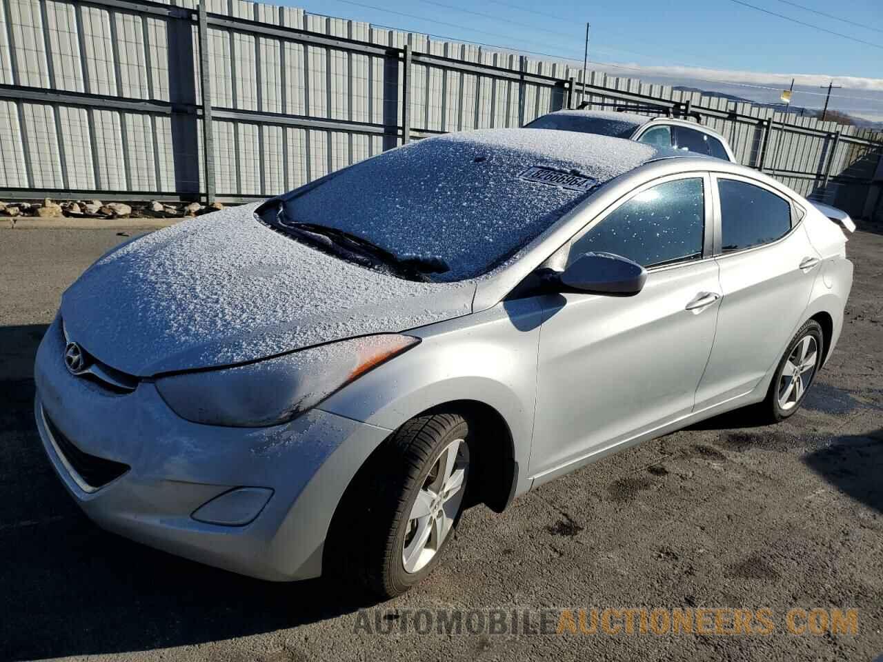 5NPDH4AE7DH167220 HYUNDAI ELANTRA 2013