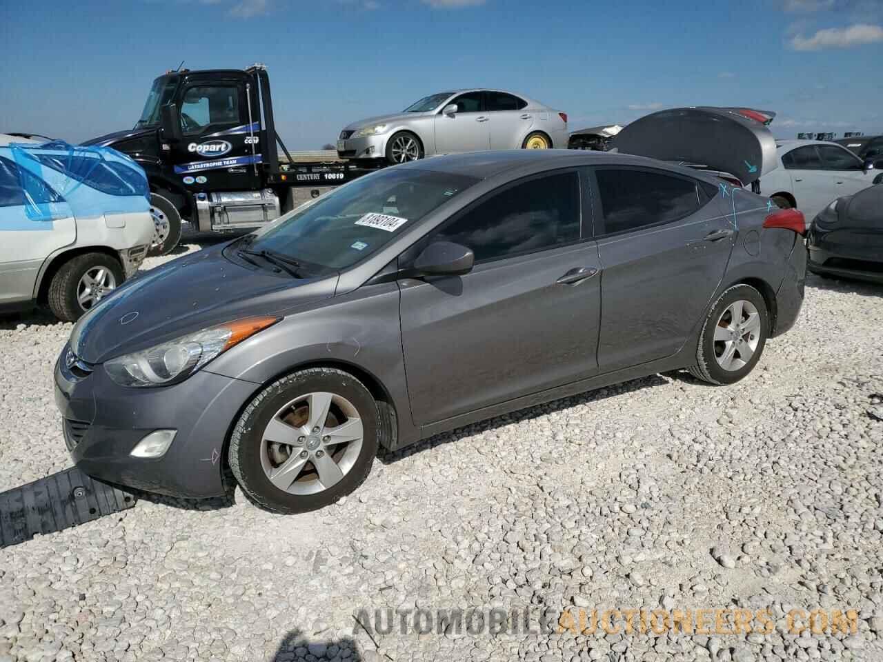 5NPDH4AE7DH209305 HYUNDAI ELANTRA 2013