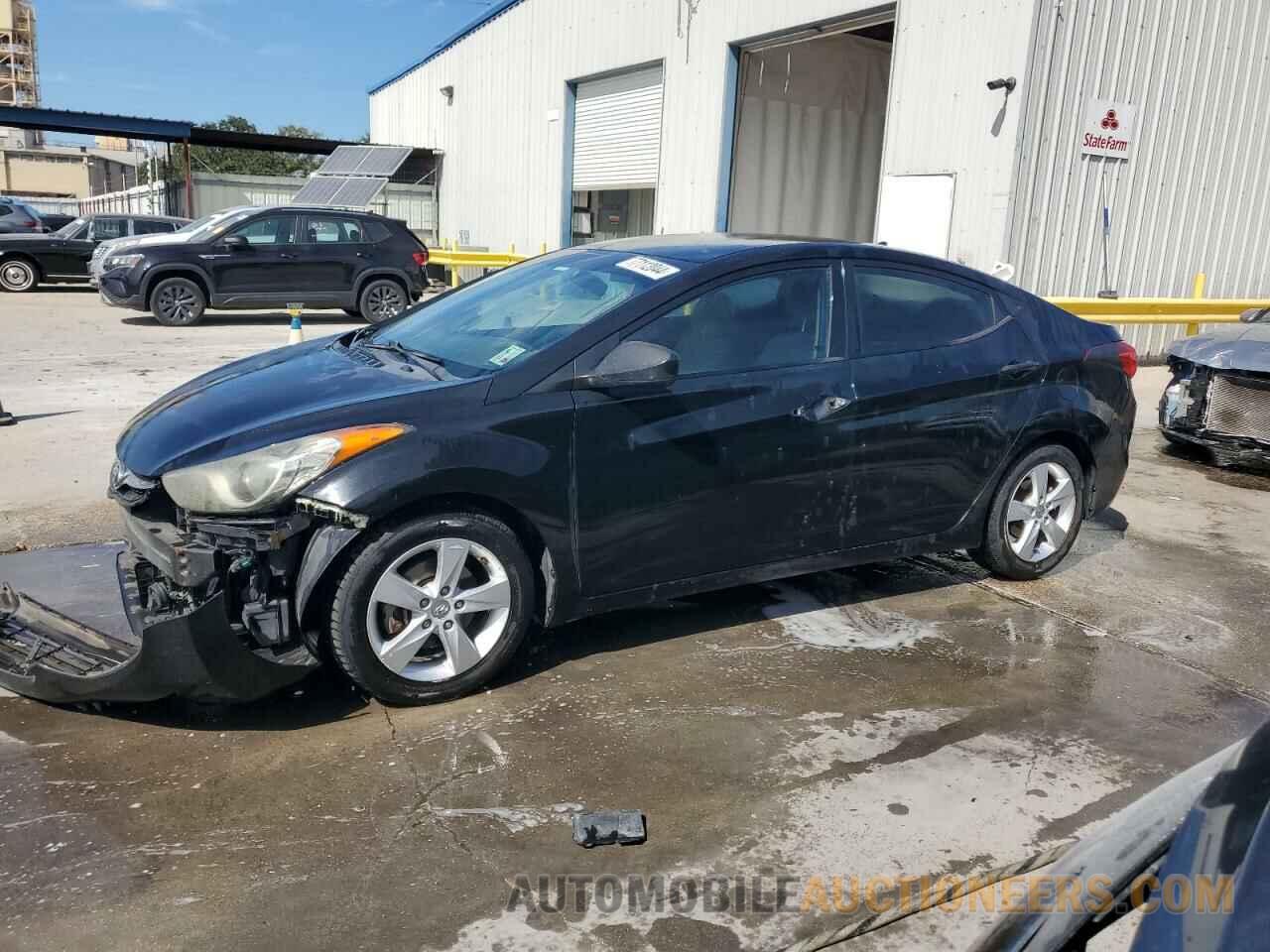 5NPDH4AE7DH311722 HYUNDAI ELANTRA 2013