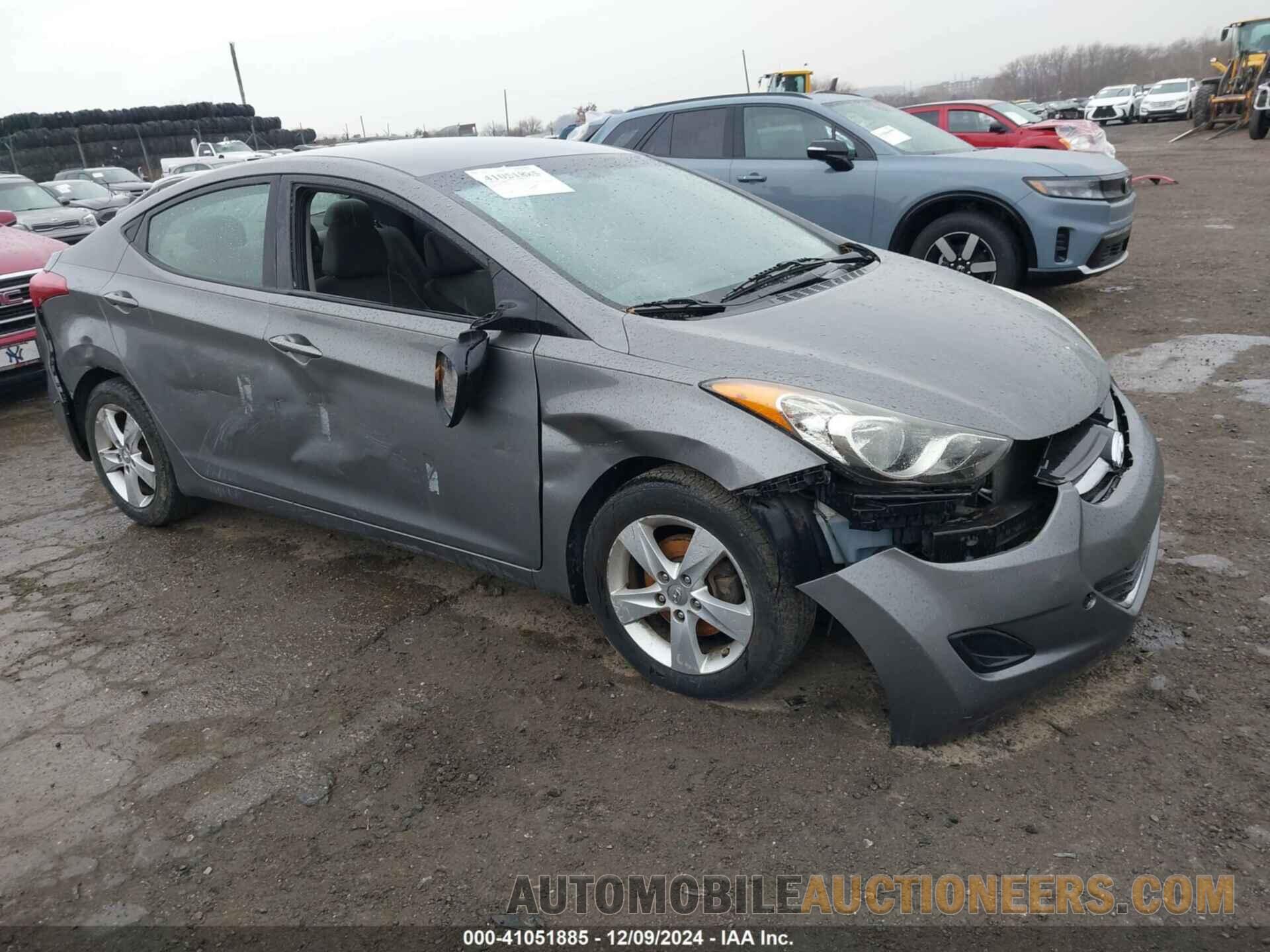 5NPDH4AE7DH352187 HYUNDAI ELANTRA 2013