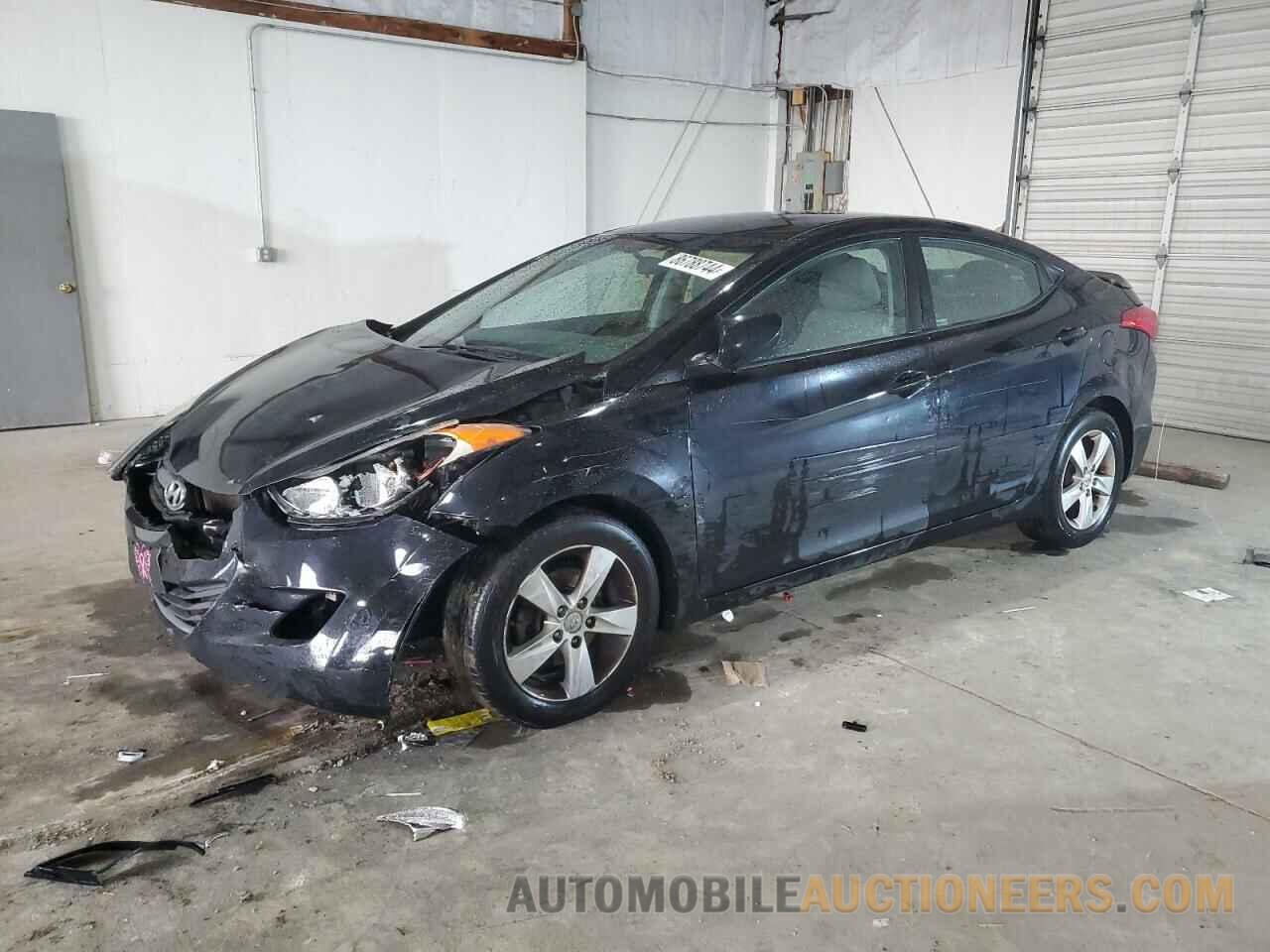 5NPDH4AE7DH375890 HYUNDAI ELANTRA 2013