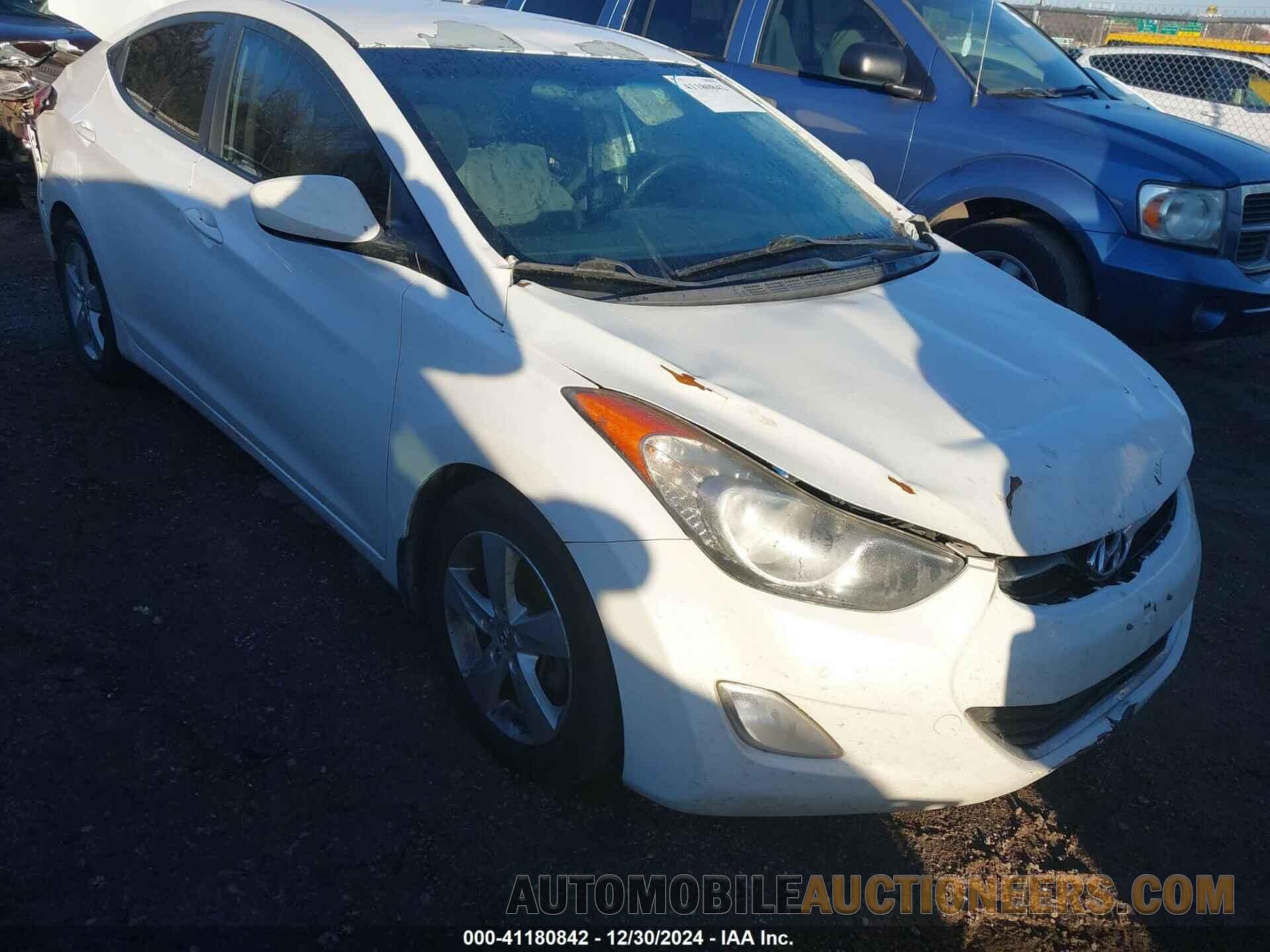 5NPDH4AE7DH404286 HYUNDAI ELANTRA 2013