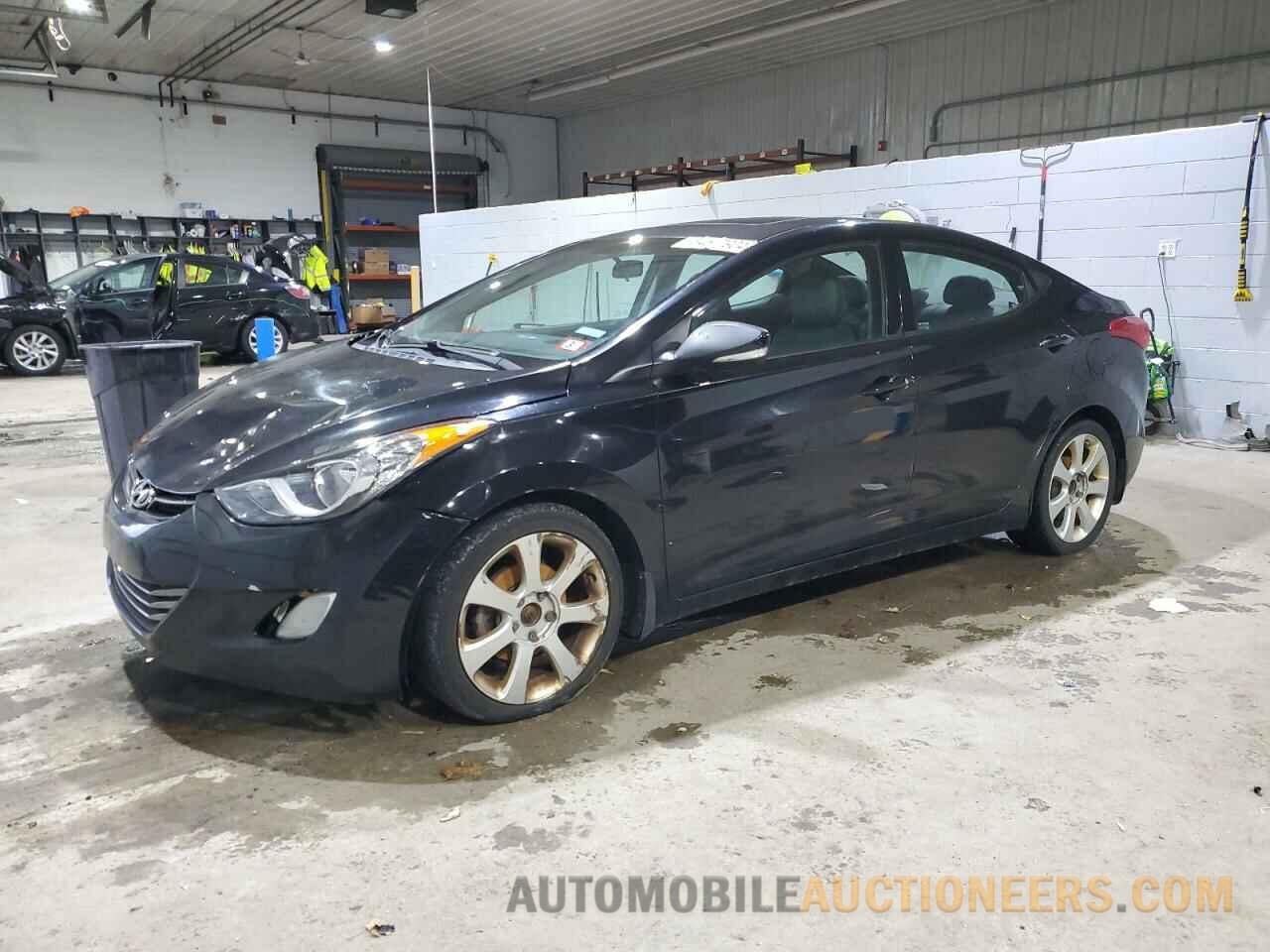 5NPDH4AE7DH416003 HYUNDAI ELANTRA 2013