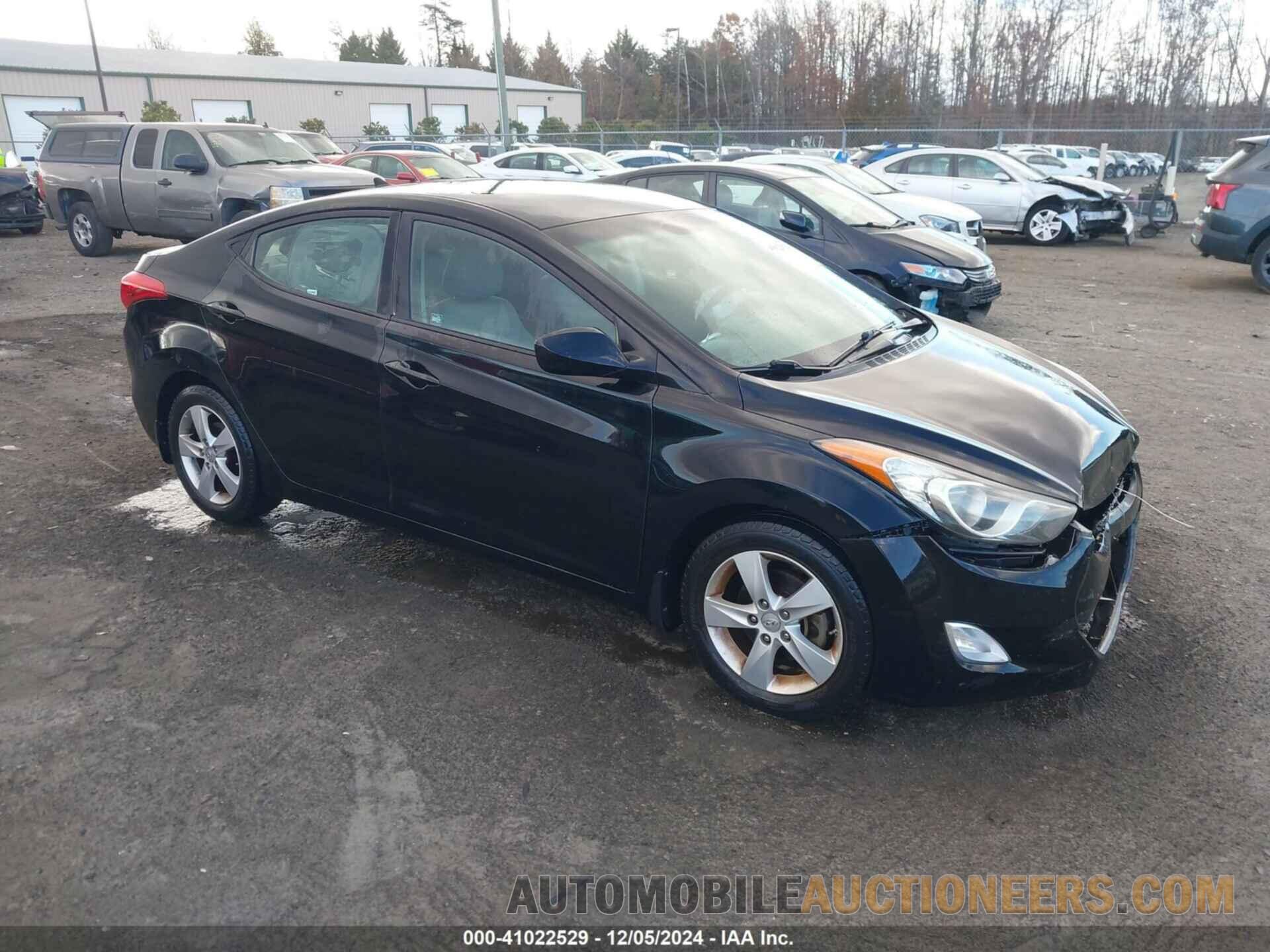 5NPDH4AE7DH418463 HYUNDAI ELANTRA 2013