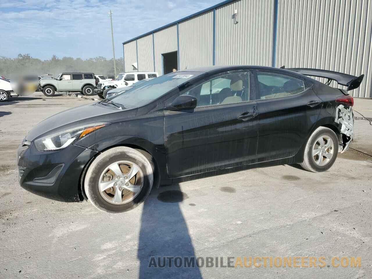 5NPDH4AE7FH563926 HYUNDAI ELANTRA 2015