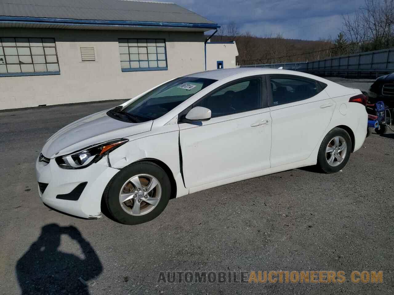 5NPDH4AE7FH566809 HYUNDAI ELANTRA 2015