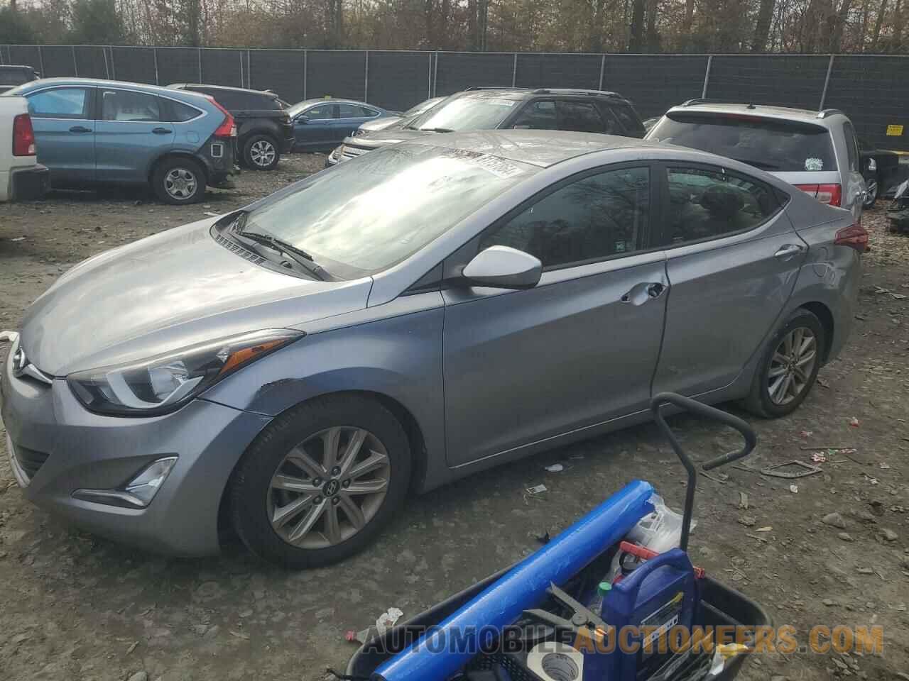 5NPDH4AE7FH592827 HYUNDAI ELANTRA 2015