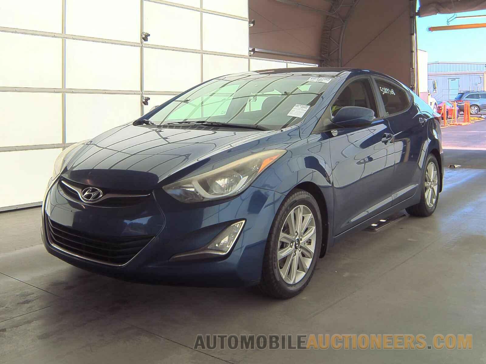 5NPDH4AE7GH653868 Hyundai Elantra SE 2016