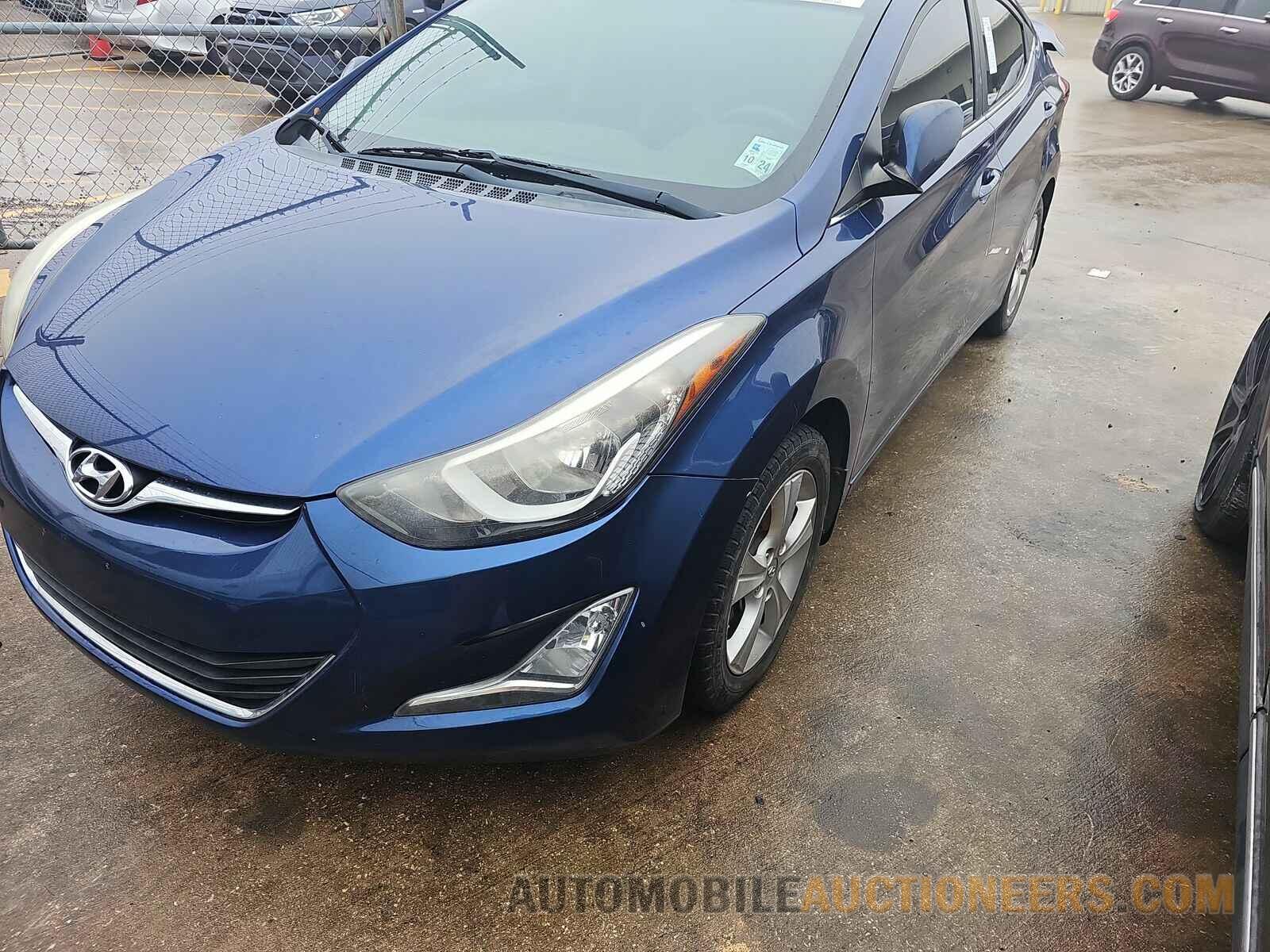 5NPDH4AE7GH693271 Hyundai Elantra 2016