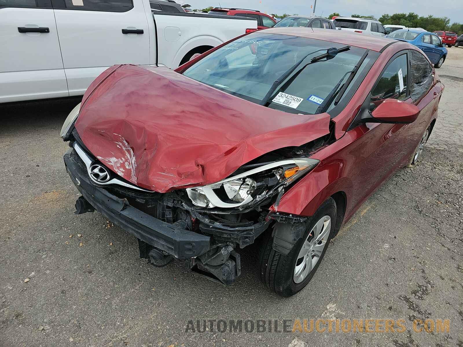 5NPDH4AE7GH711090 Hyundai Elantra SE 2016