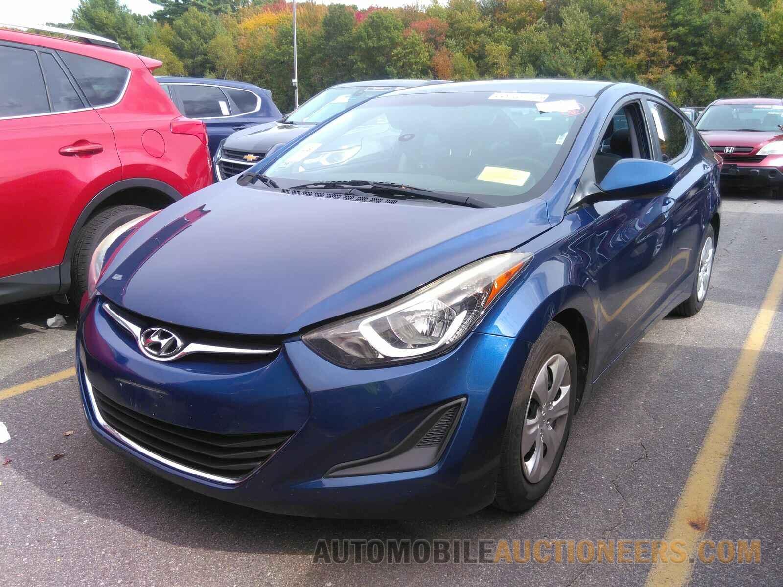 5NPDH4AE7GH738354 Hyundai Elantra 2016