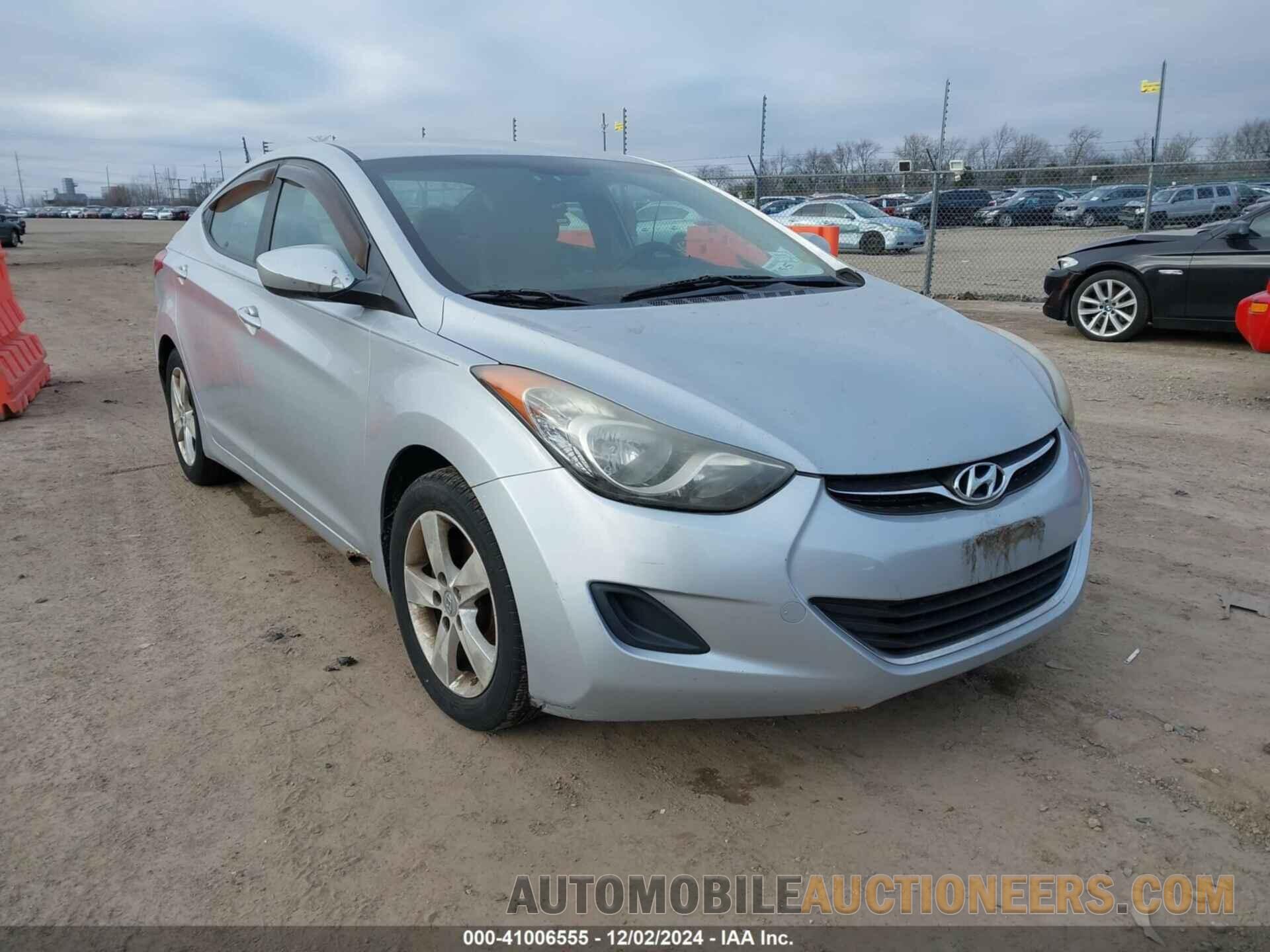 5NPDH4AE8BH014973 HYUNDAI ELANTRA 2011