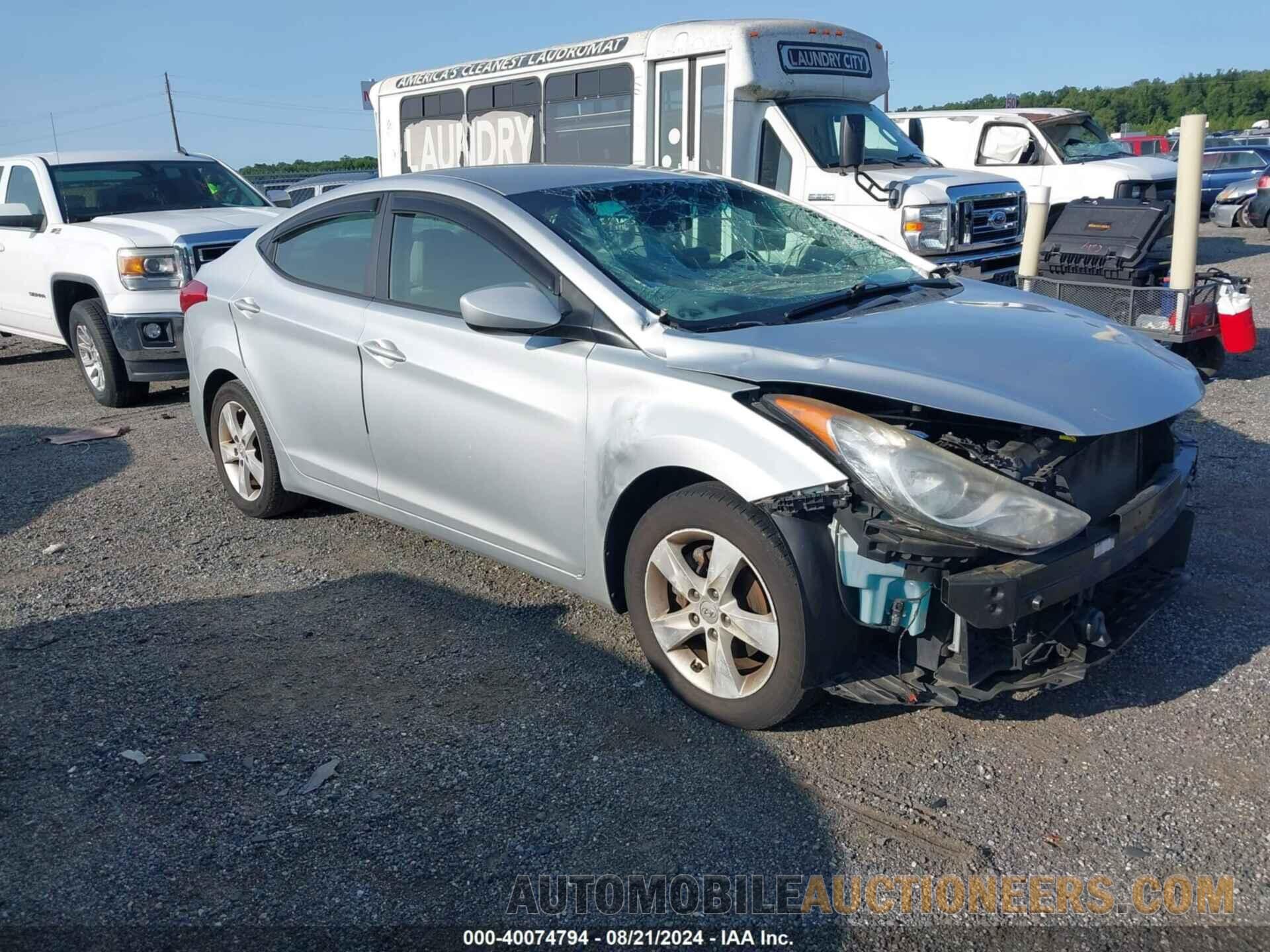 5NPDH4AE8CH094339 HYUNDAI ELANTRA 2012