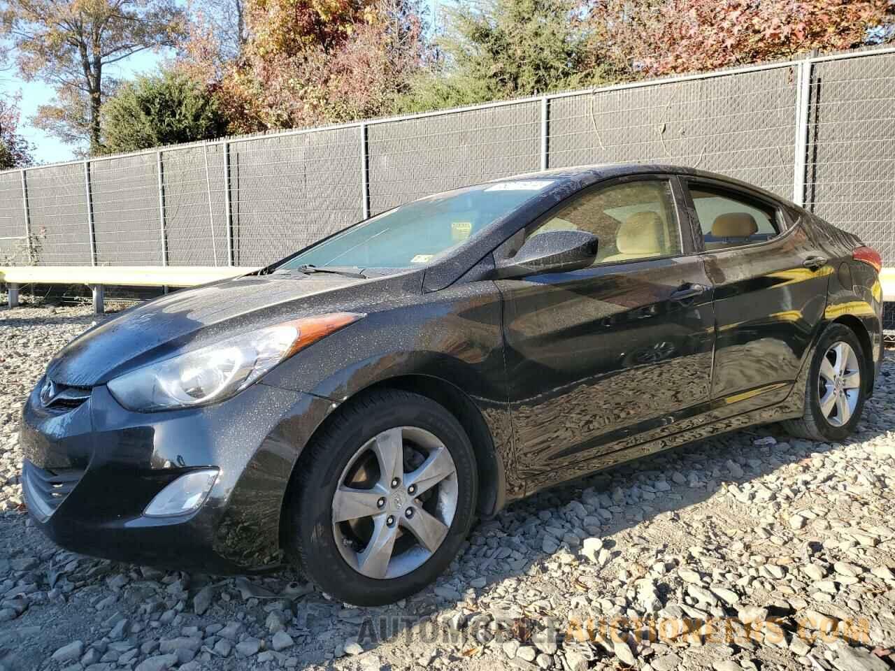 5NPDH4AE8CH132068 HYUNDAI ELANTRA 2012