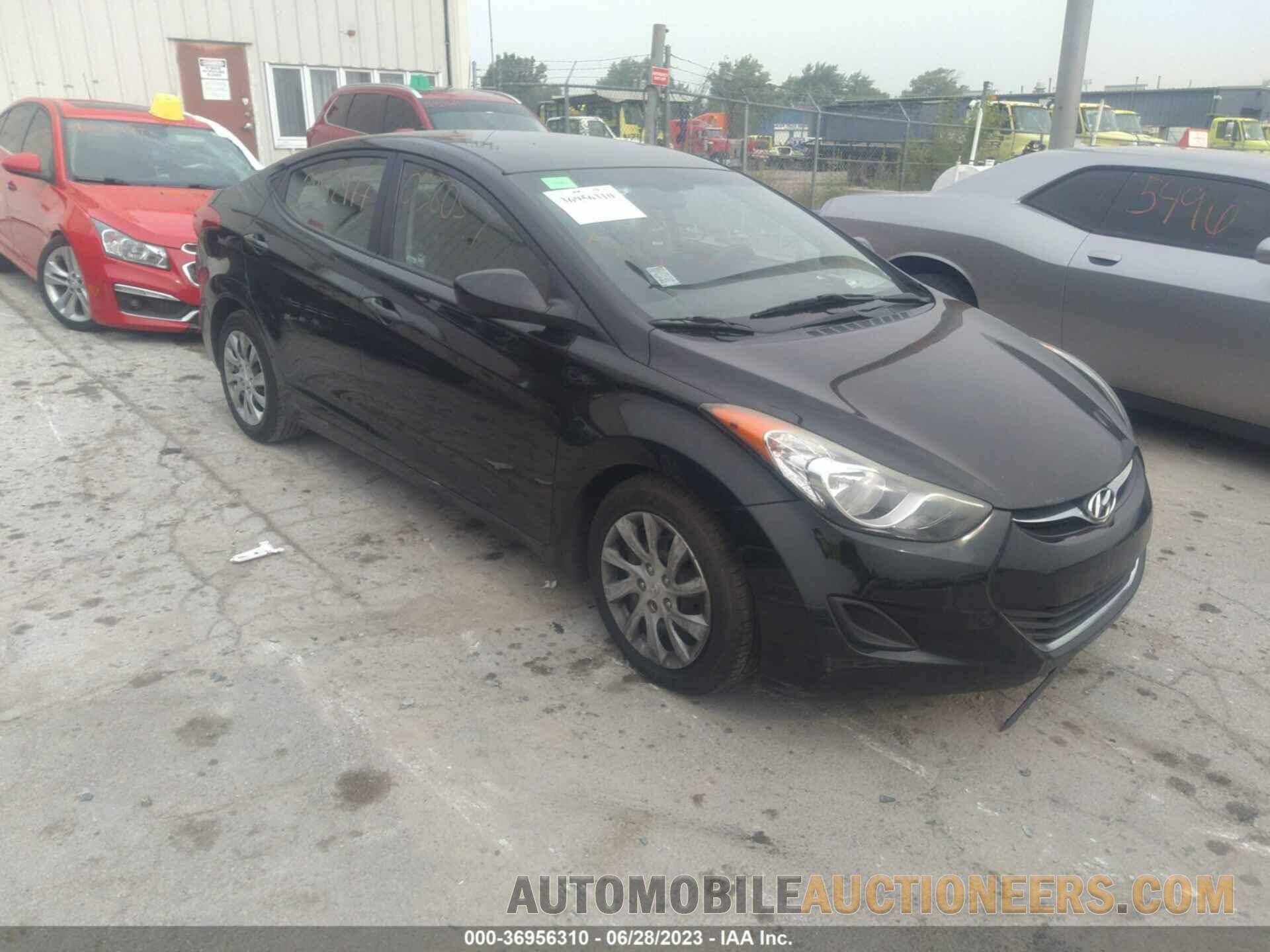 5NPDH4AE8DH180803 HYUNDAI ELANTRA 2013