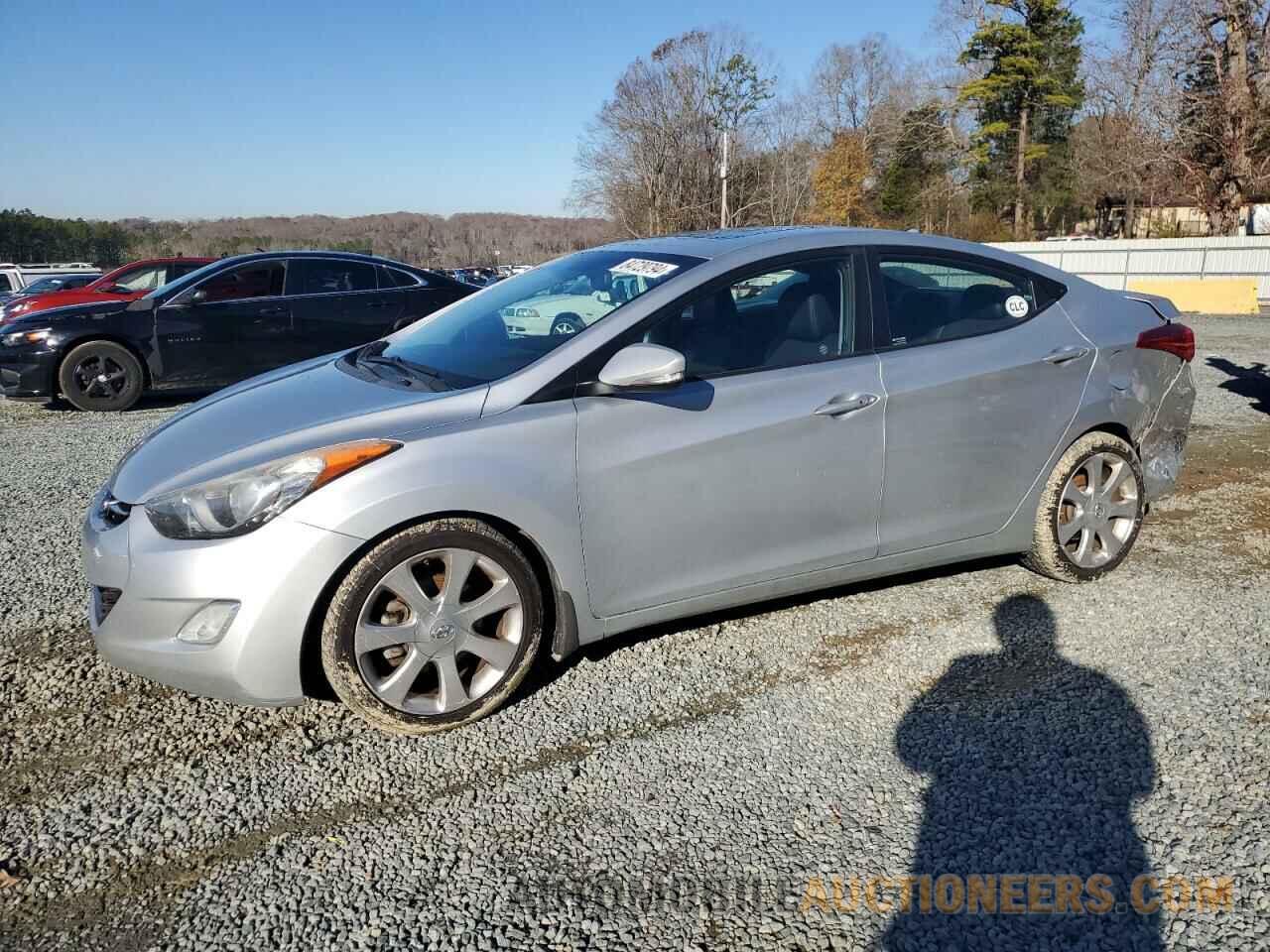 5NPDH4AE8DH214934 HYUNDAI ELANTRA 2013