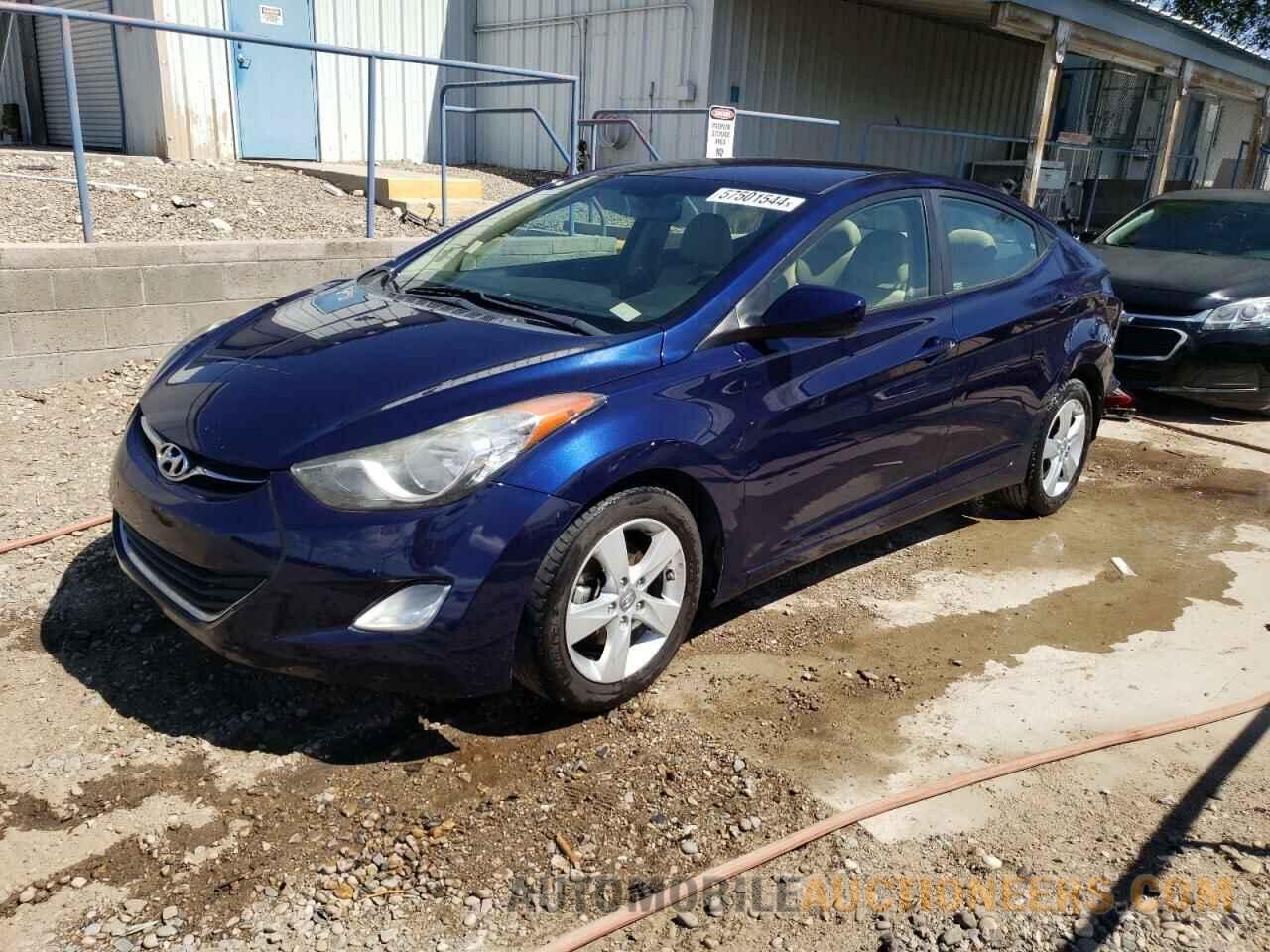 5NPDH4AE8DH234844 HYUNDAI ELANTRA 2013