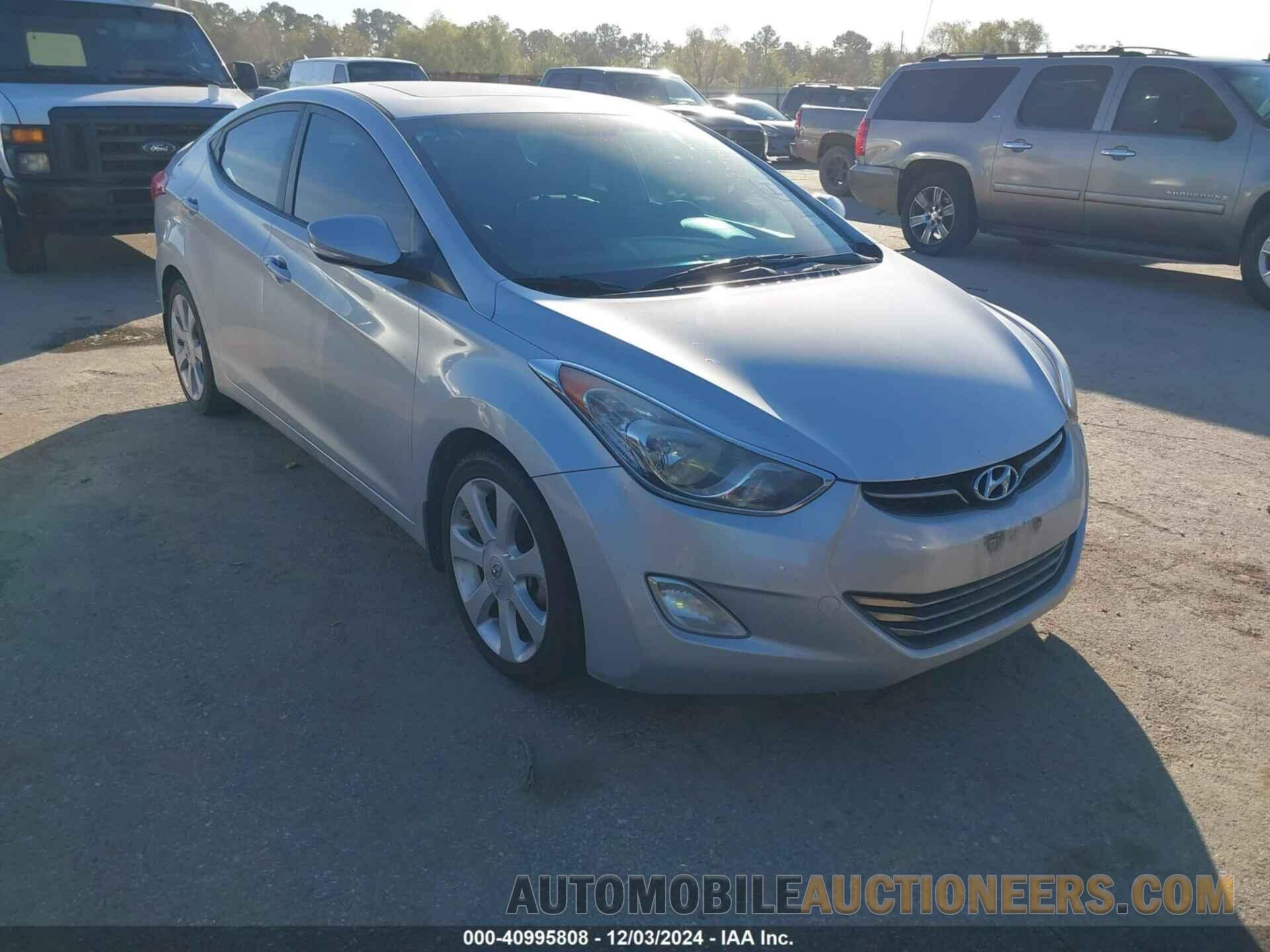 5NPDH4AE8DH246881 HYUNDAI ELANTRA 2013