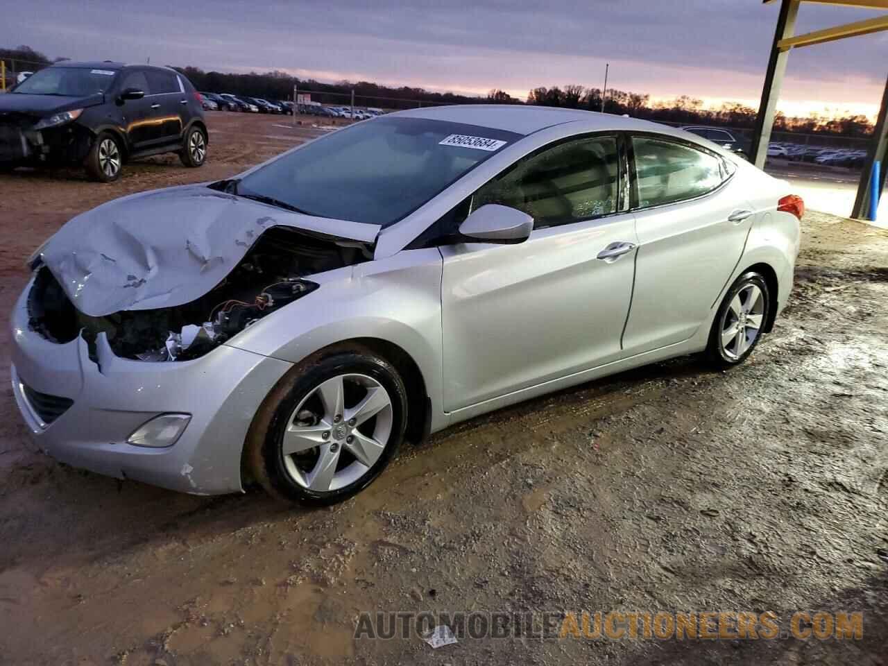 5NPDH4AE8DH291271 HYUNDAI ELANTRA 2013