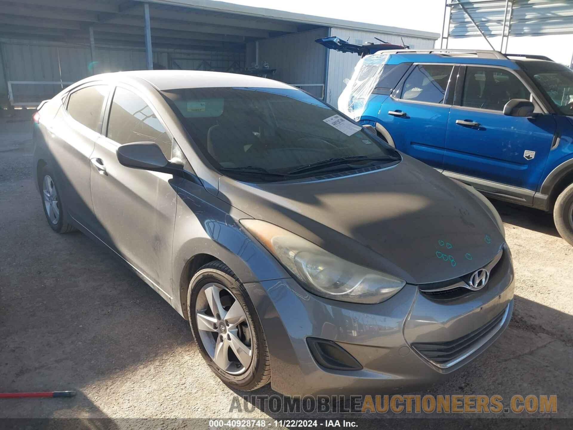 5NPDH4AE8DH342137 HYUNDAI ELANTRA 2013