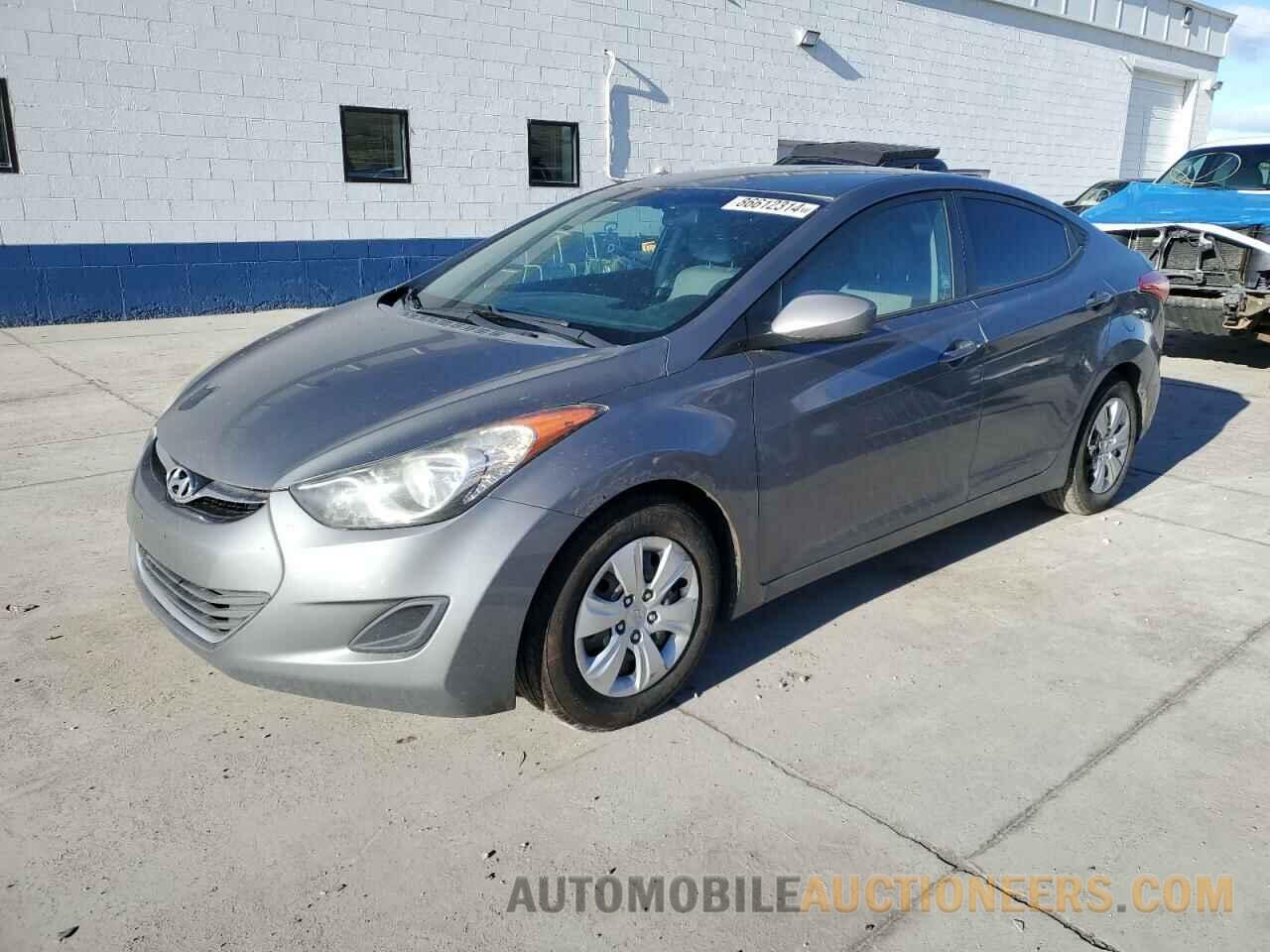 5NPDH4AE8DH364333 HYUNDAI ELANTRA 2013