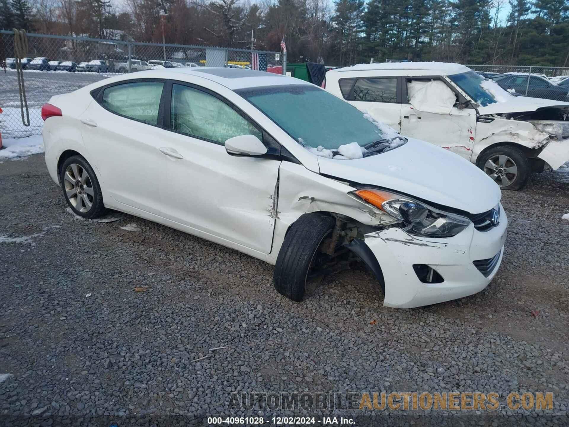 5NPDH4AE8DH392259 HYUNDAI ELANTRA 2013