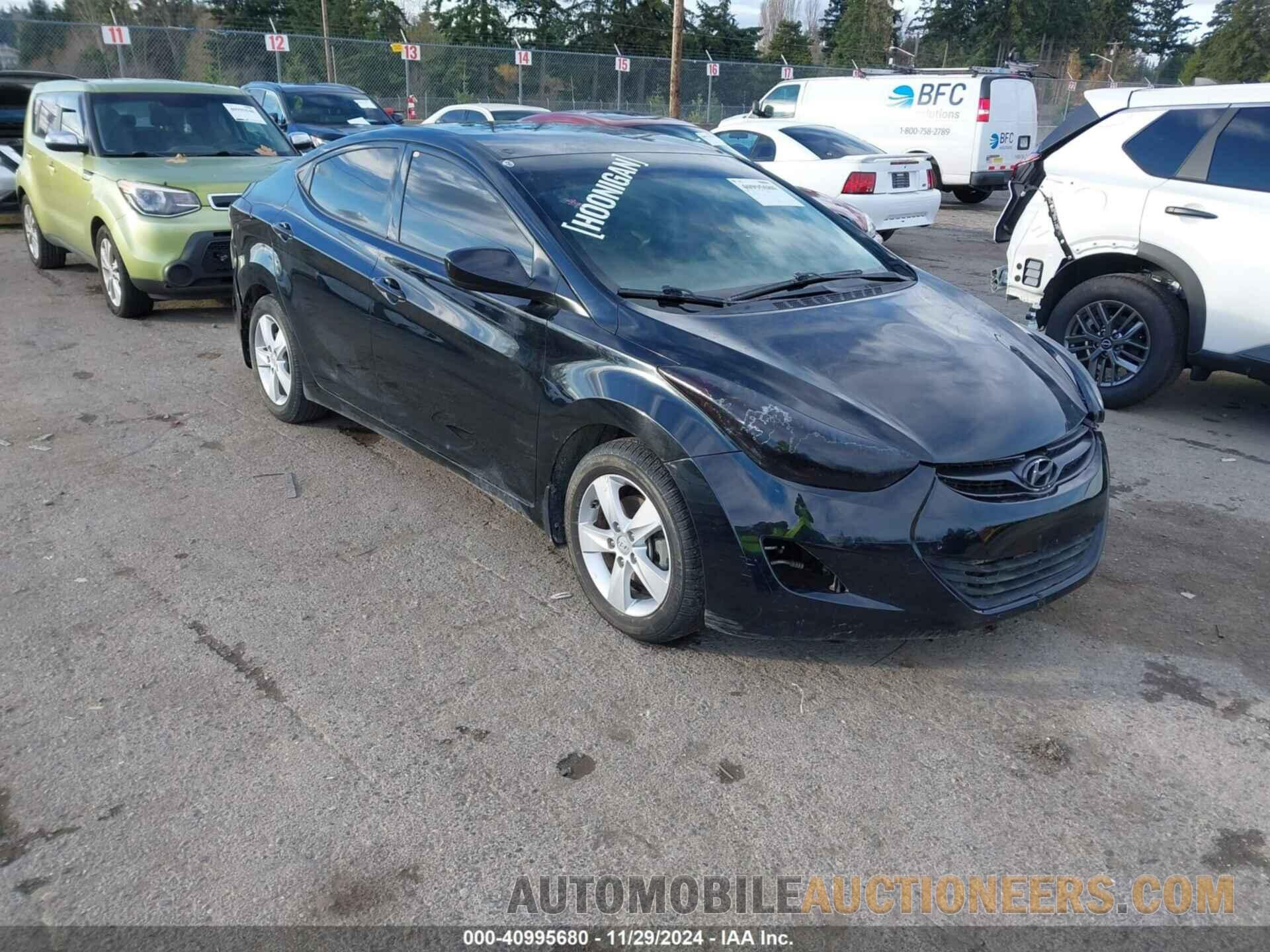 5NPDH4AE8DH430346 HYUNDAI ELANTRA 2013