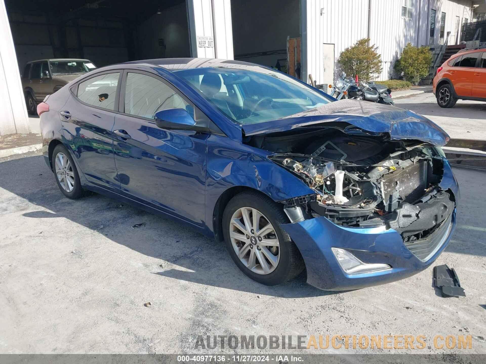 5NPDH4AE8FH592612 HYUNDAI ELANTRA 2015