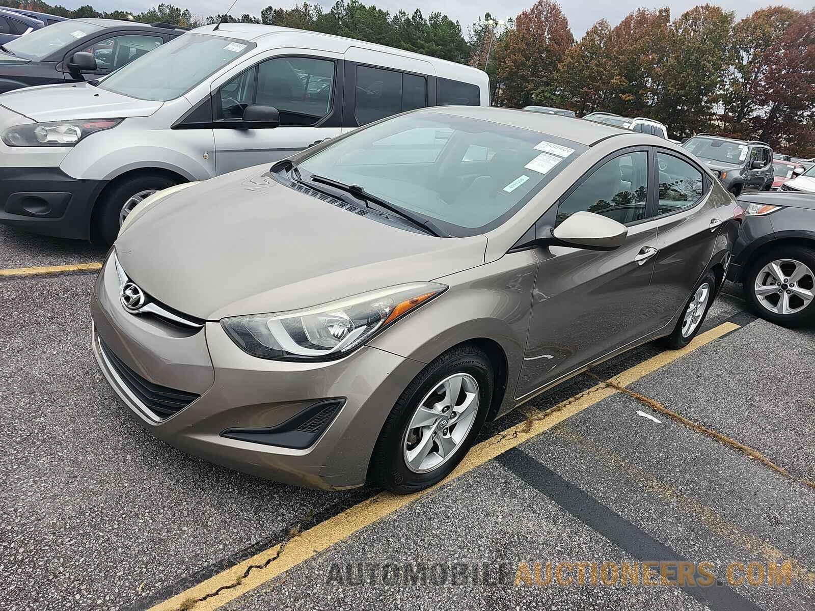 5NPDH4AE8FH614284 Hyundai Elantra SE 2015