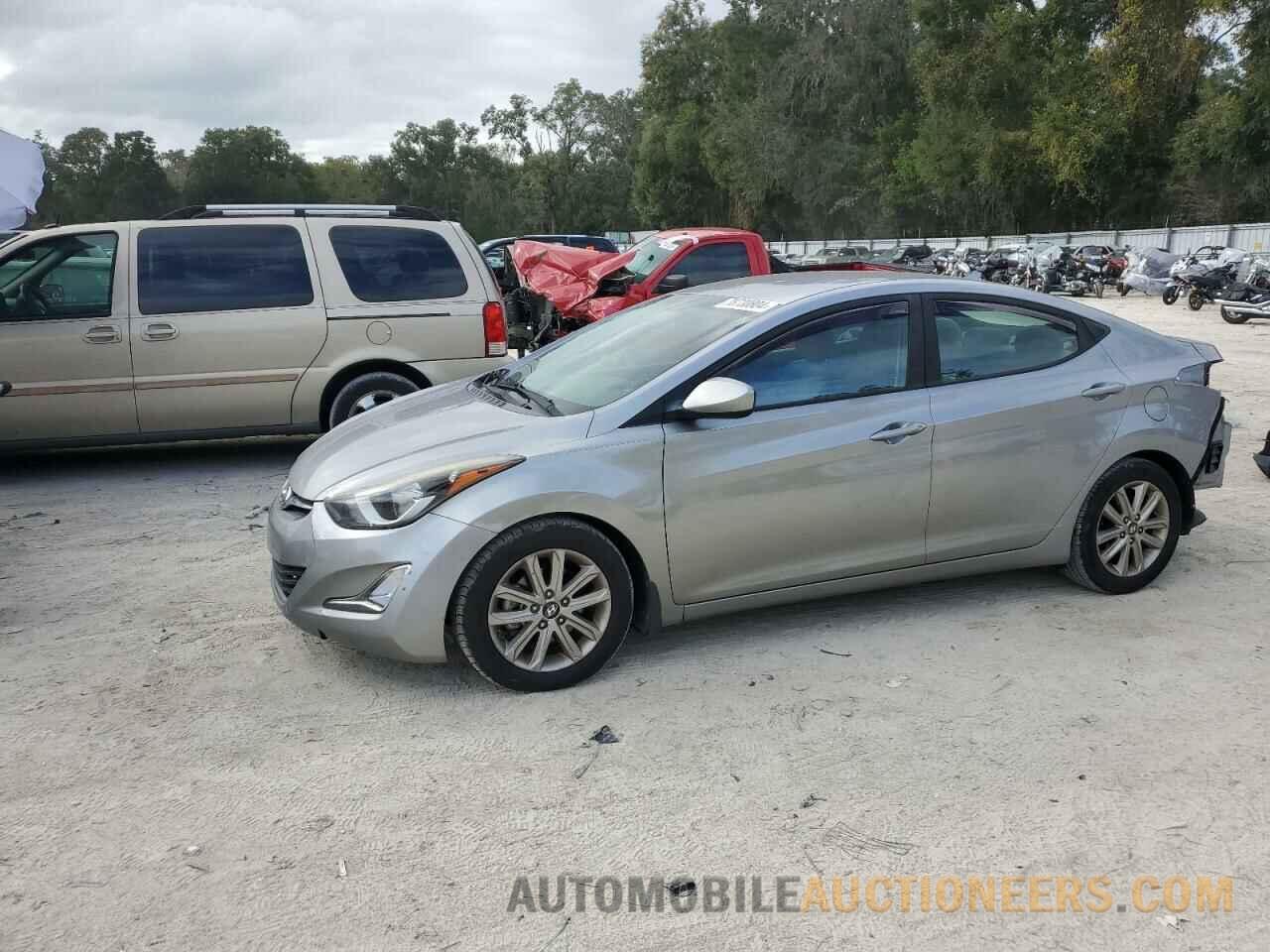 5NPDH4AE8FH624958 HYUNDAI ELANTRA 2015