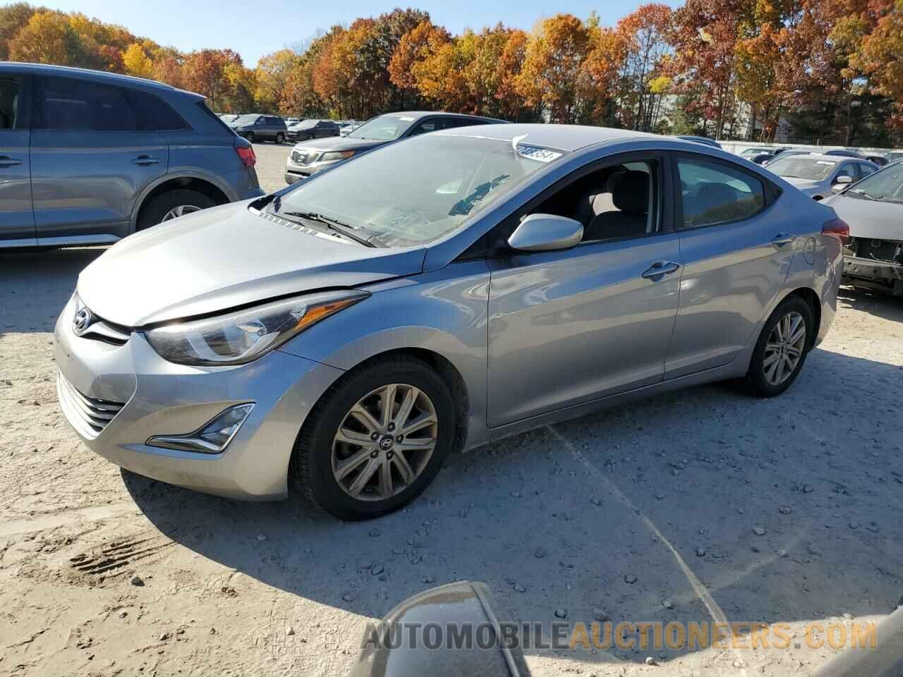 5NPDH4AE8FH630775 HYUNDAI ELANTRA 2015