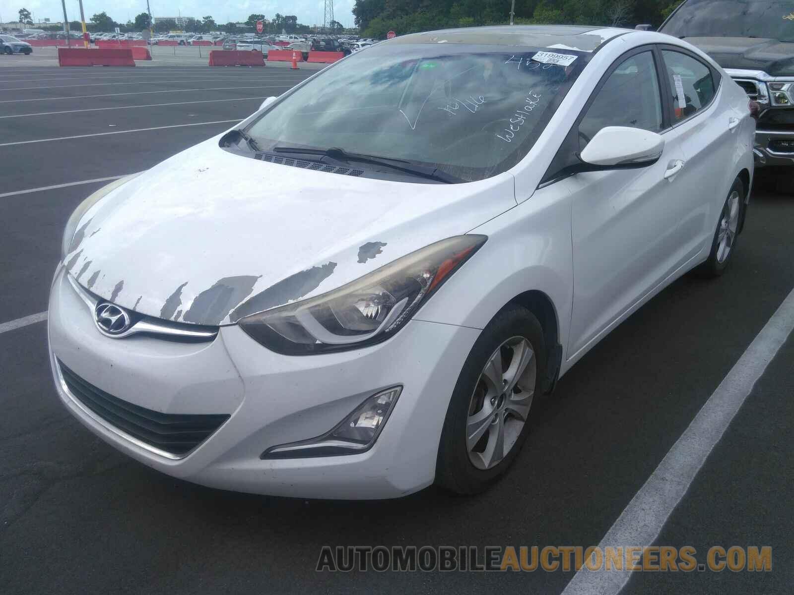 5NPDH4AE8GH734524 Hyundai Elantra 2016