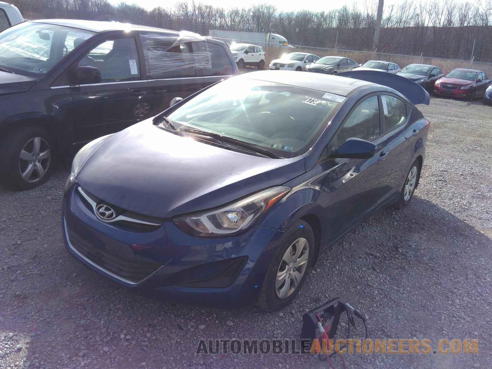 5NPDH4AE8GH788101 Hyundai Elantra 2016