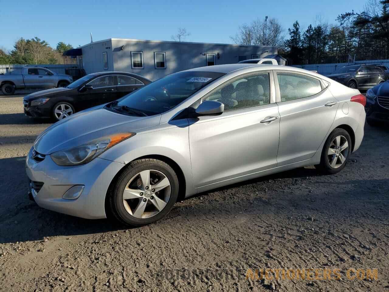 5NPDH4AE9CH073869 HYUNDAI ELANTRA 2012