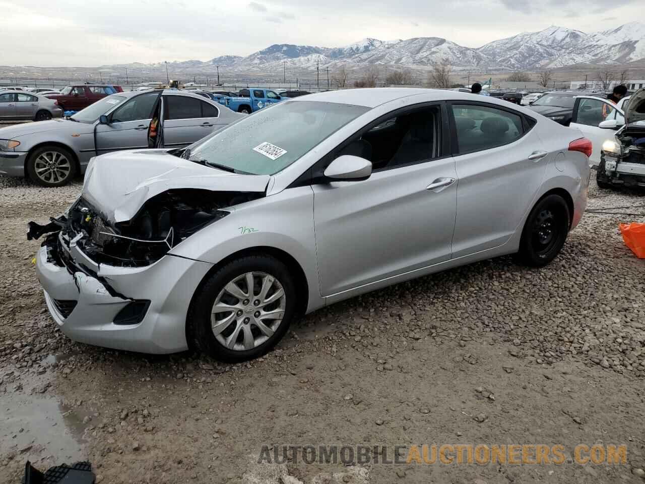 5NPDH4AE9DH181622 HYUNDAI ELANTRA 2013