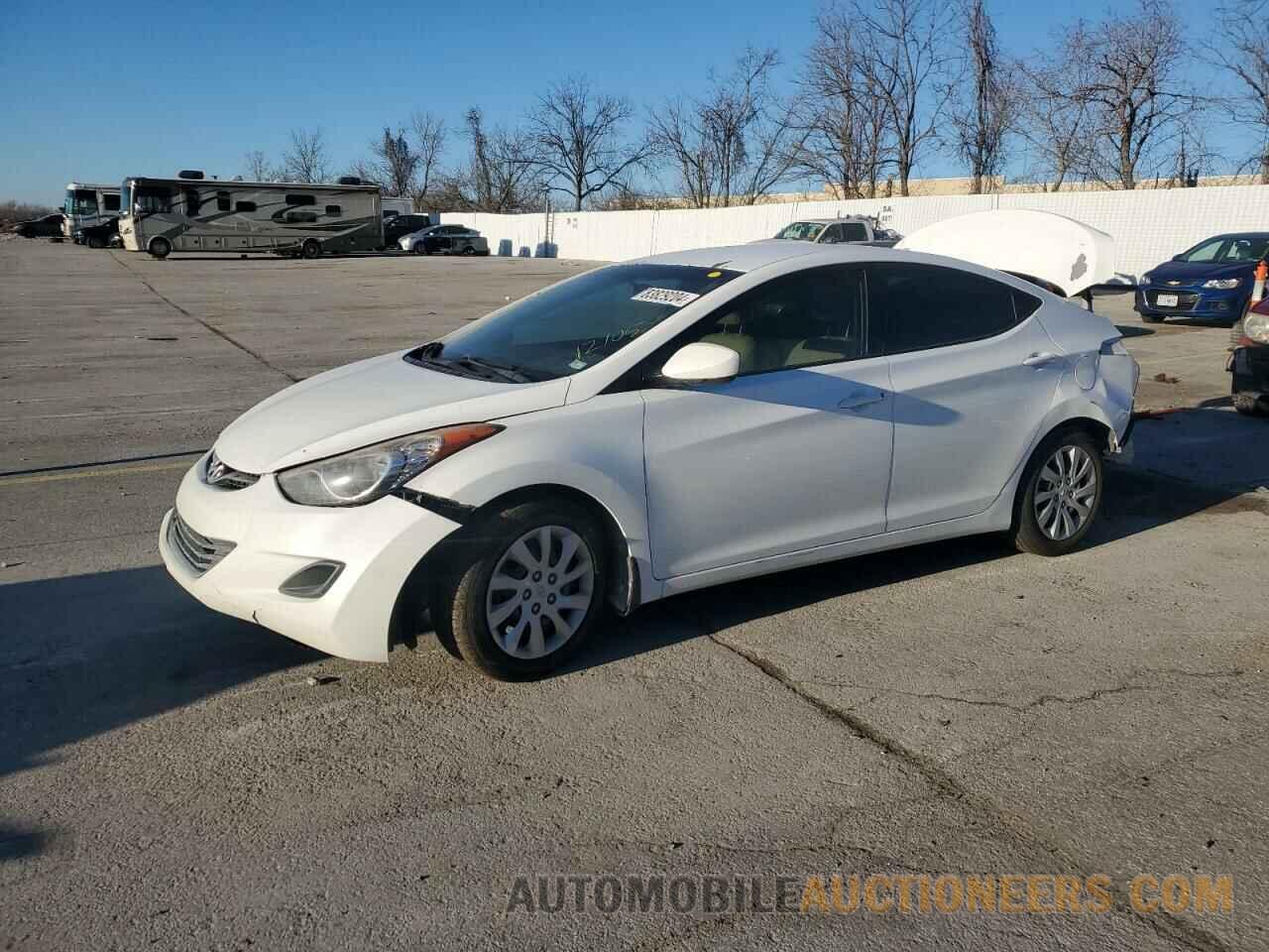 5NPDH4AE9DH210004 HYUNDAI ELANTRA 2013