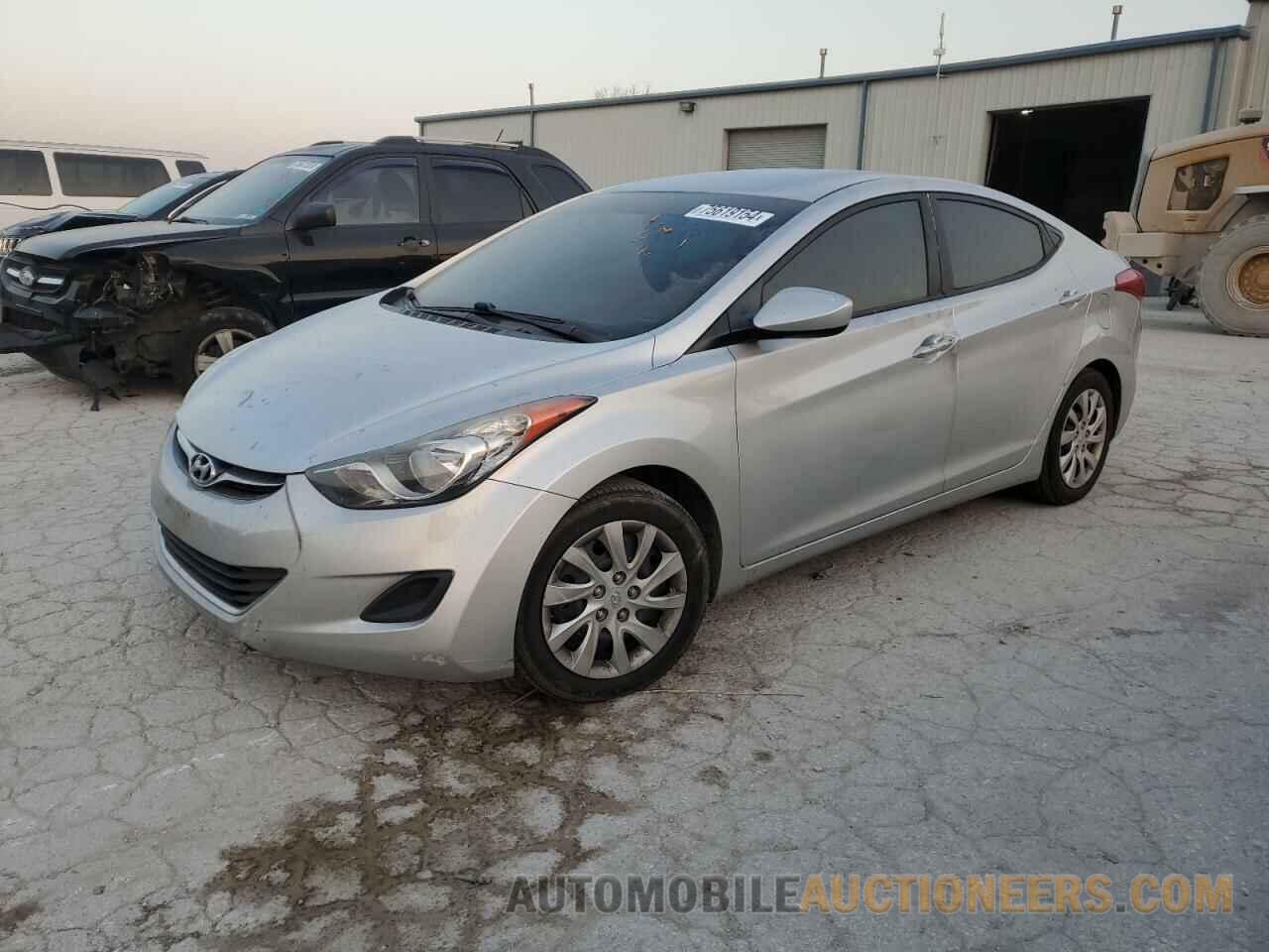 5NPDH4AE9DH212075 HYUNDAI ELANTRA 2013