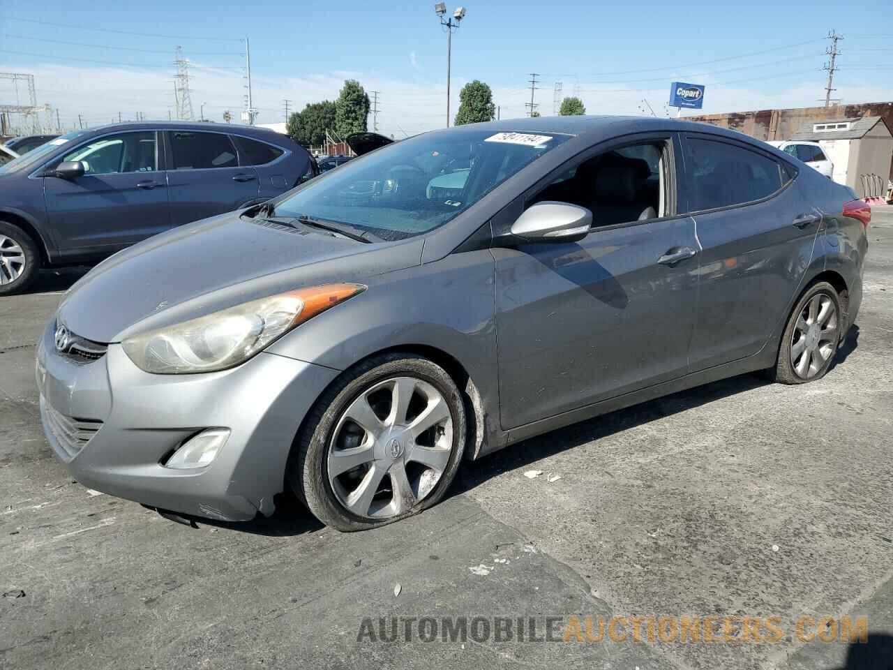 5NPDH4AE9DH228602 HYUNDAI ELANTRA 2013